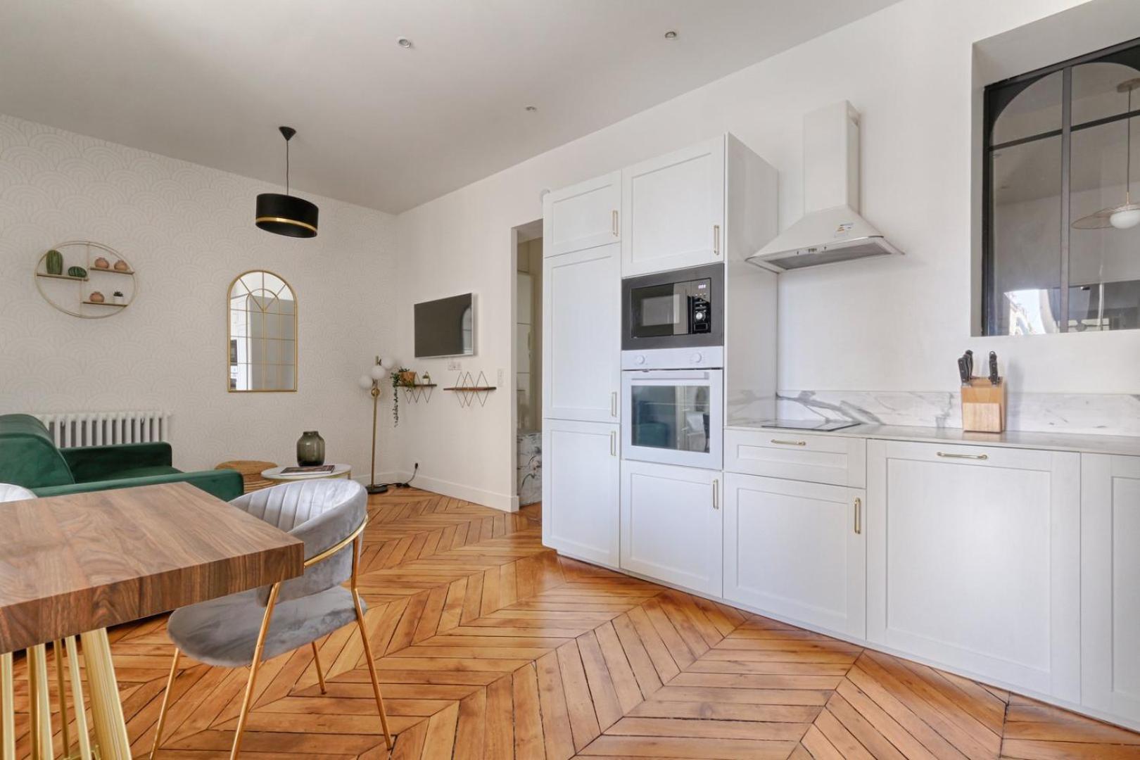 Apartment Harmonious Flat Parc Monceau 8p Paris