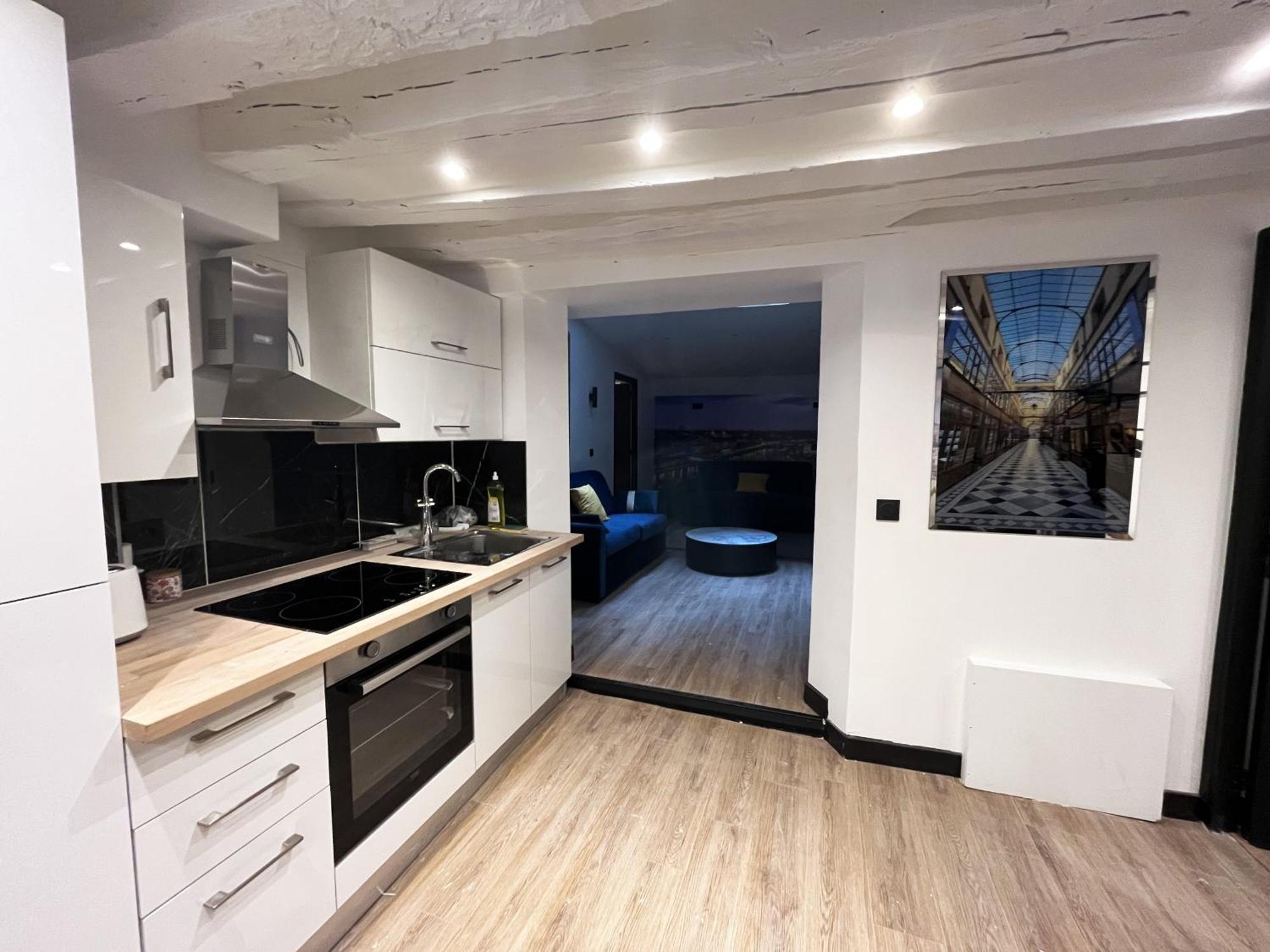Urban Flat 175 - Loft St Denis * Paris