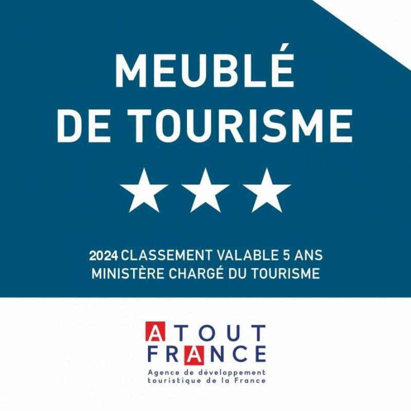 Apartment Superb Flat With Terrasse & 24-7 Security In The Heart Of Paris!