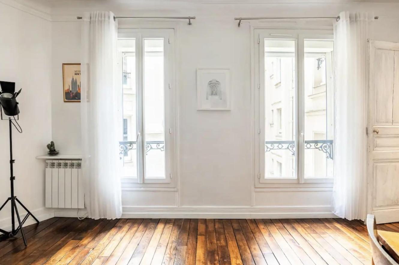 Spacious Bright In Montmartre * Paris
