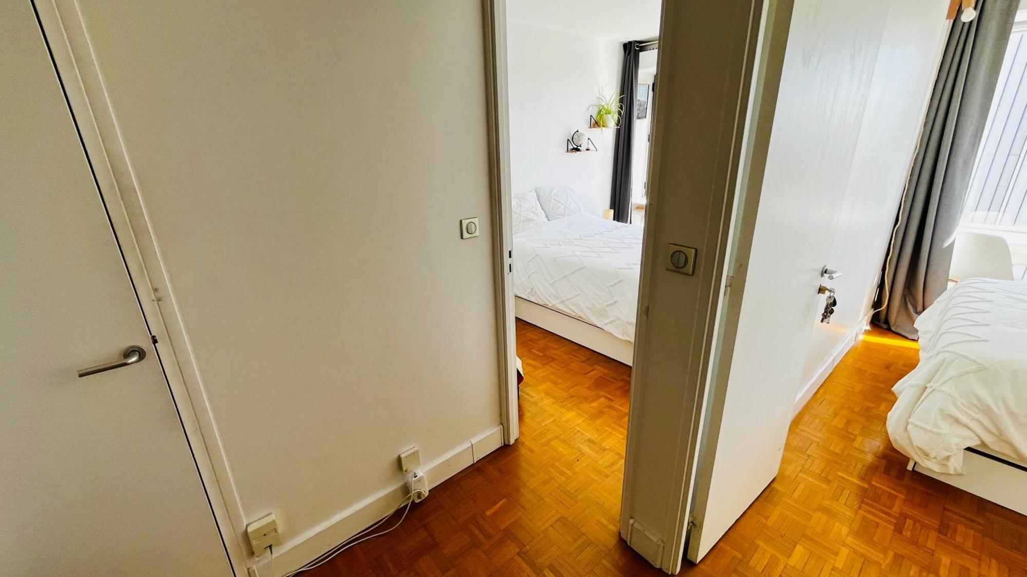 Séjour chez l'habitant 2 Private Bedrooms, Montparnasse Station
