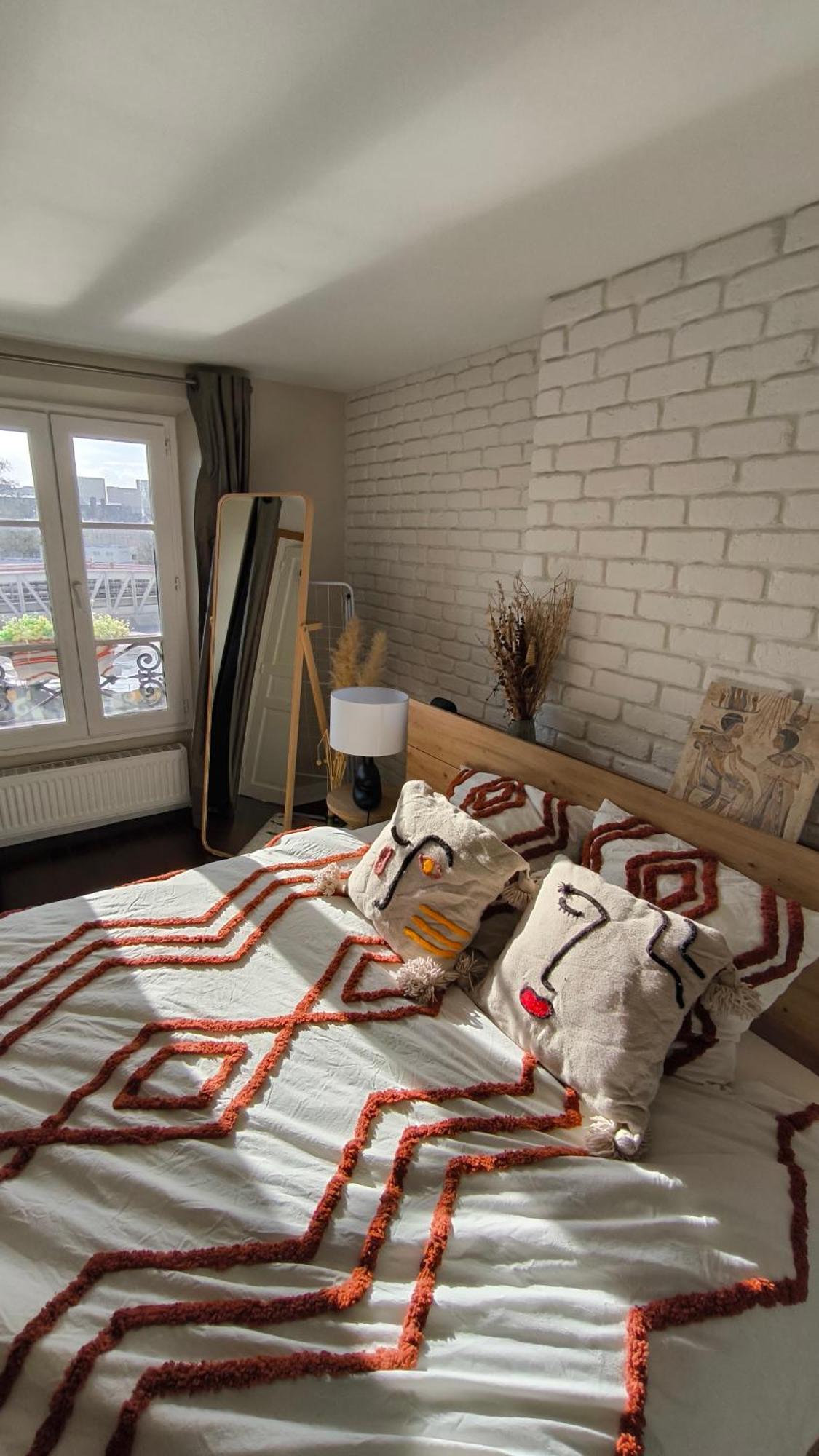 Austerlitz Cocoon Apartment *