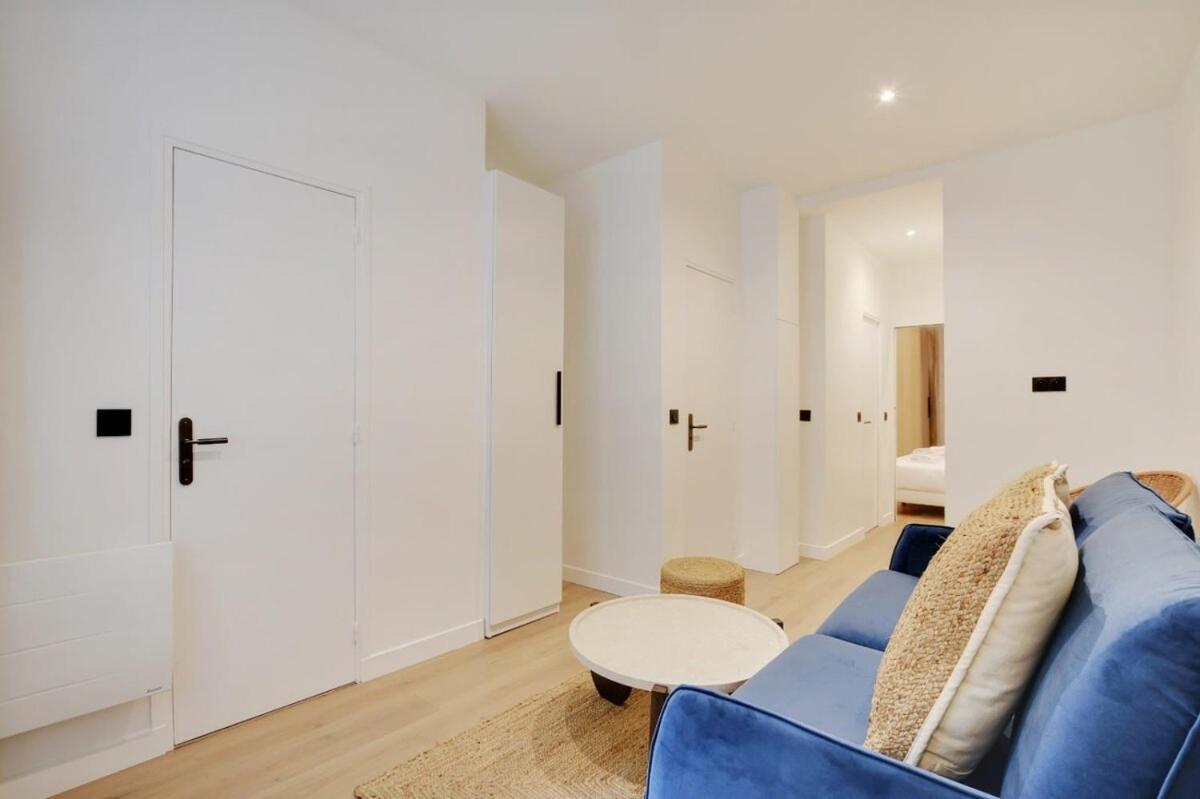 Place D'italie Modern & Renovated 3bd For 10guests Apartment *