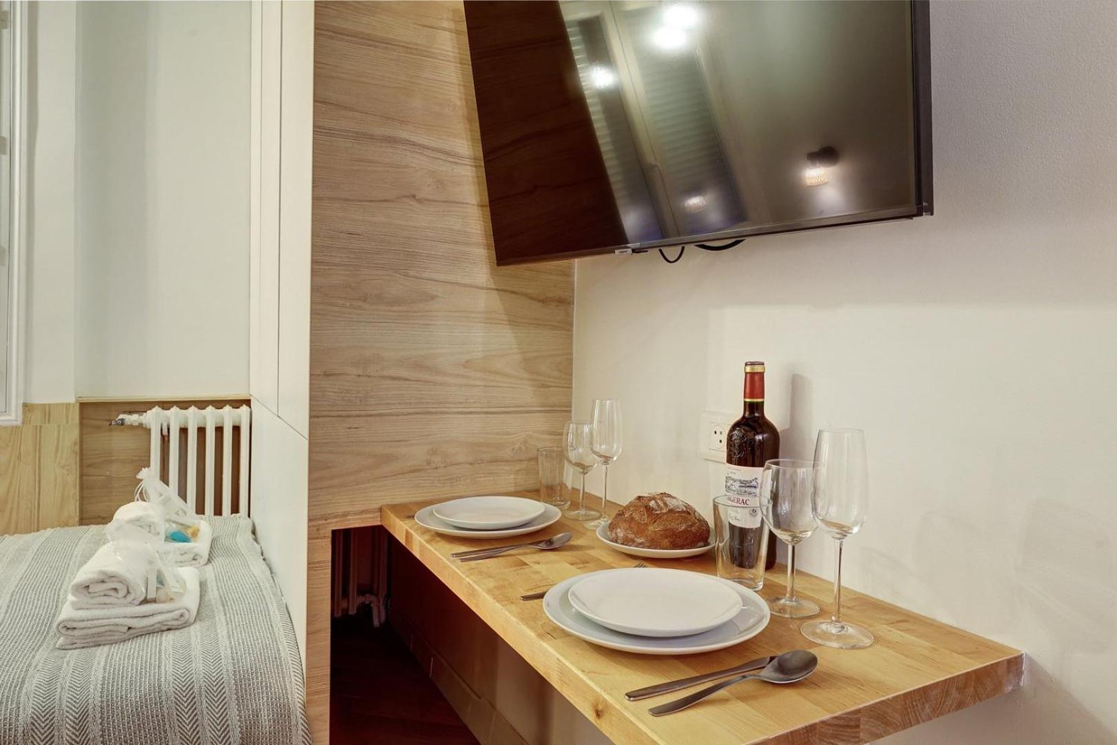 674 Square Mozart - Superb Studio In Apartment