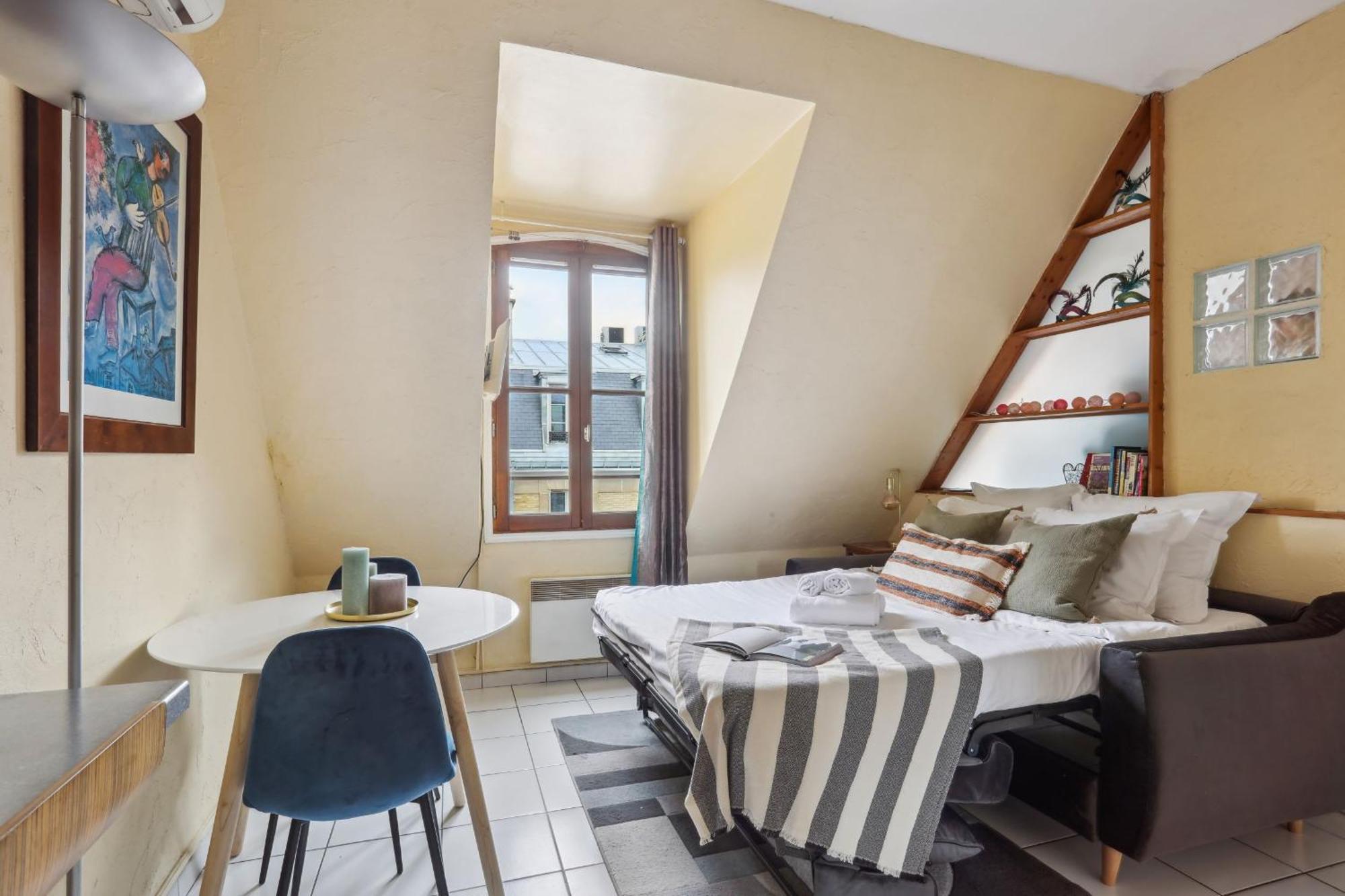 Eiffel Tower & Invalides - Cityapartmentstay Apartment Paris