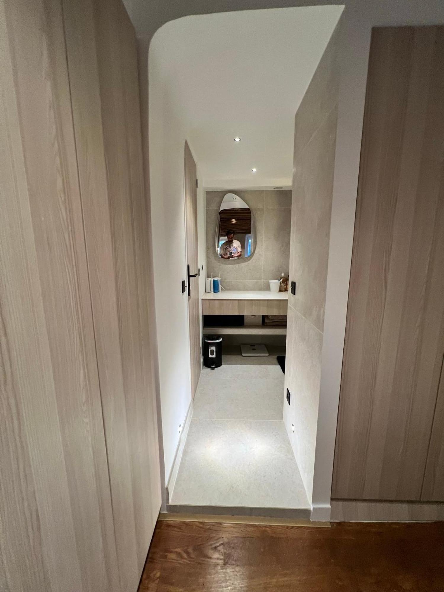 Luxe Louvre Apartamento