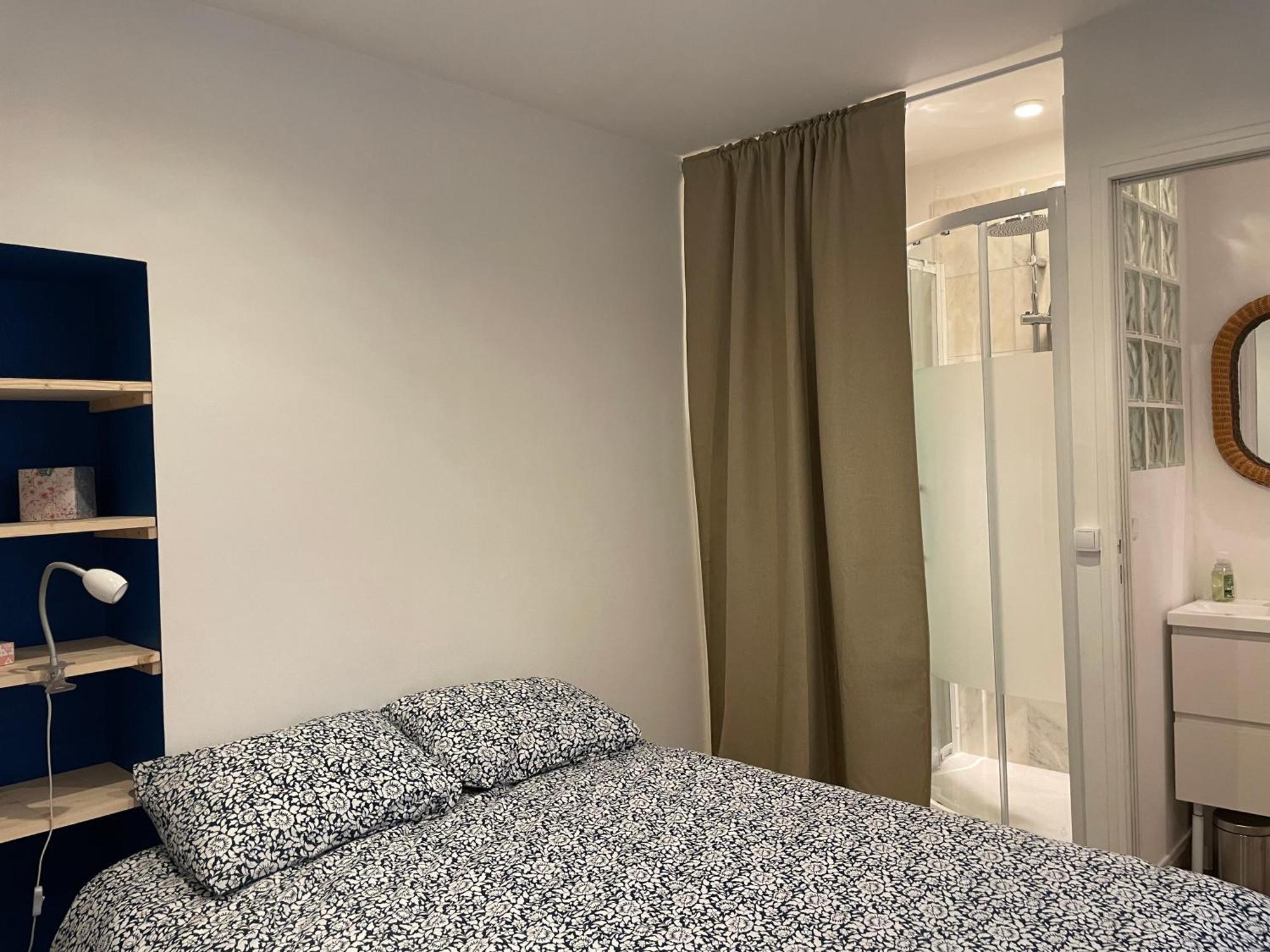 Appartement Et Tranquille Plein Centre De Paris!