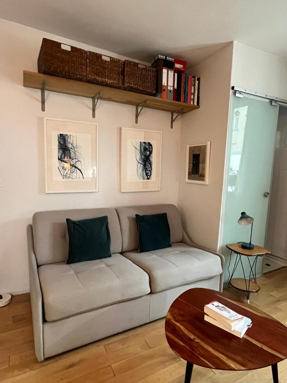 Apartment Montmartre Bright & Quiet Paris