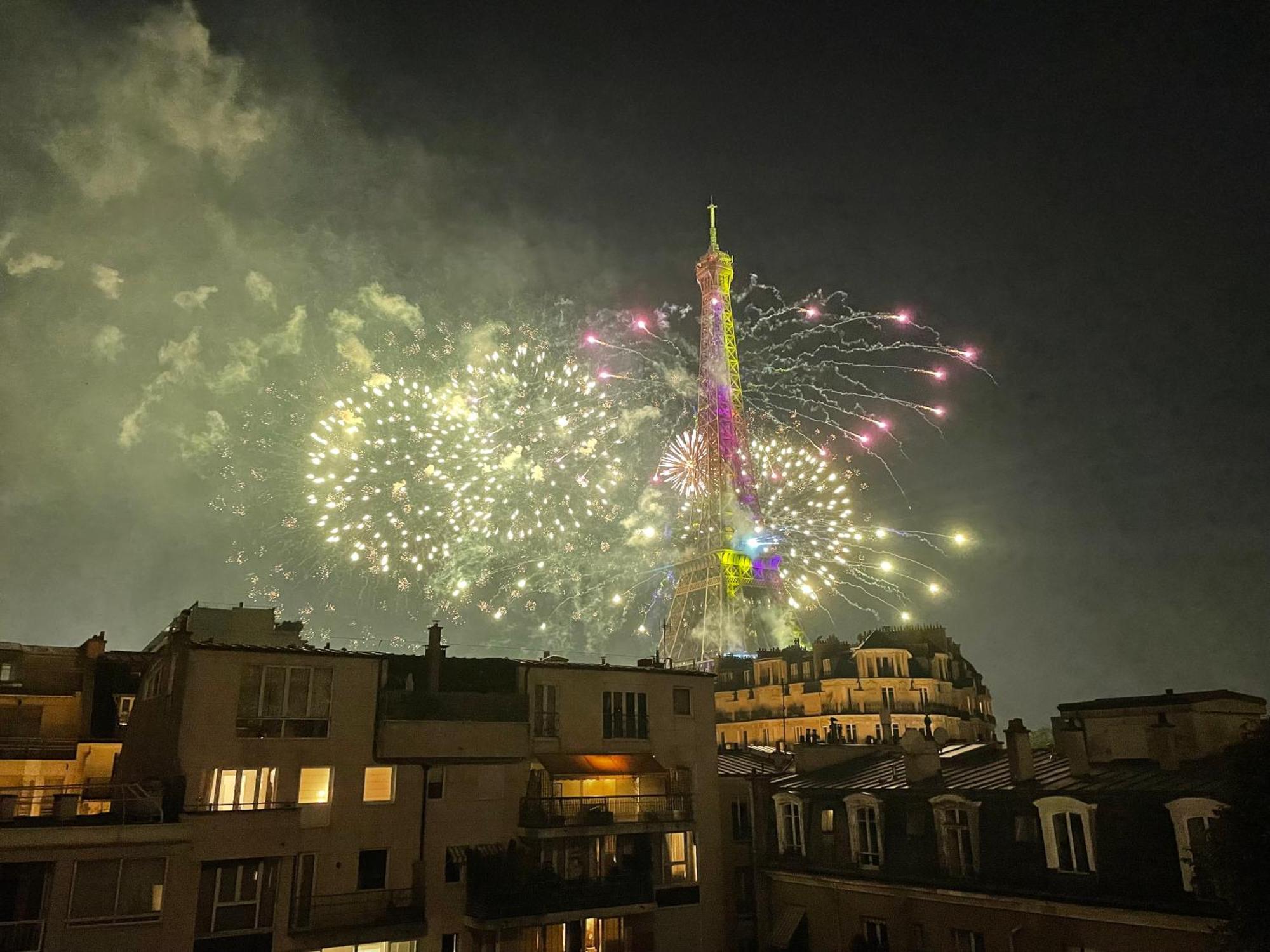 Superb Flat With Iconic Eiffel Tower View Apartment