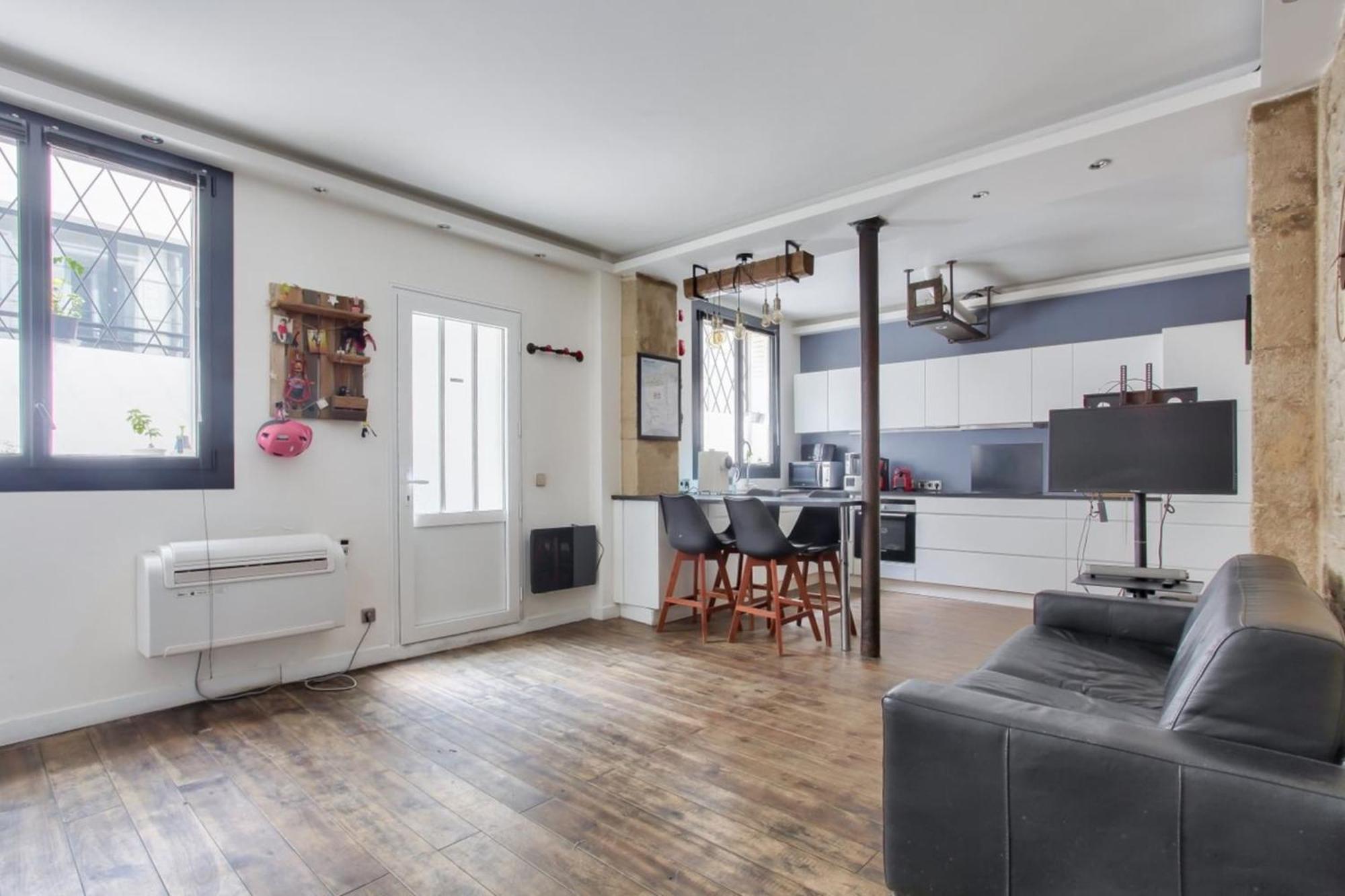 Spacious Of 100 M In Souplex * Paris