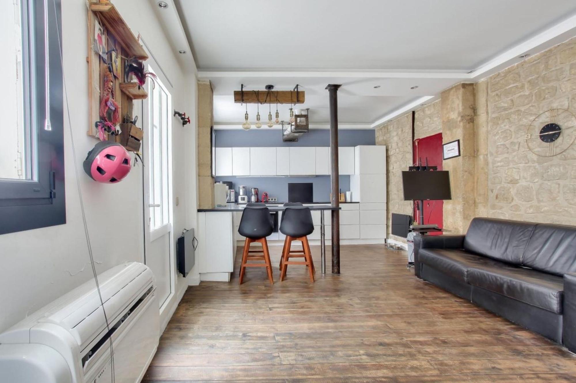 Spacious Of 100 M In Souplex * Paris