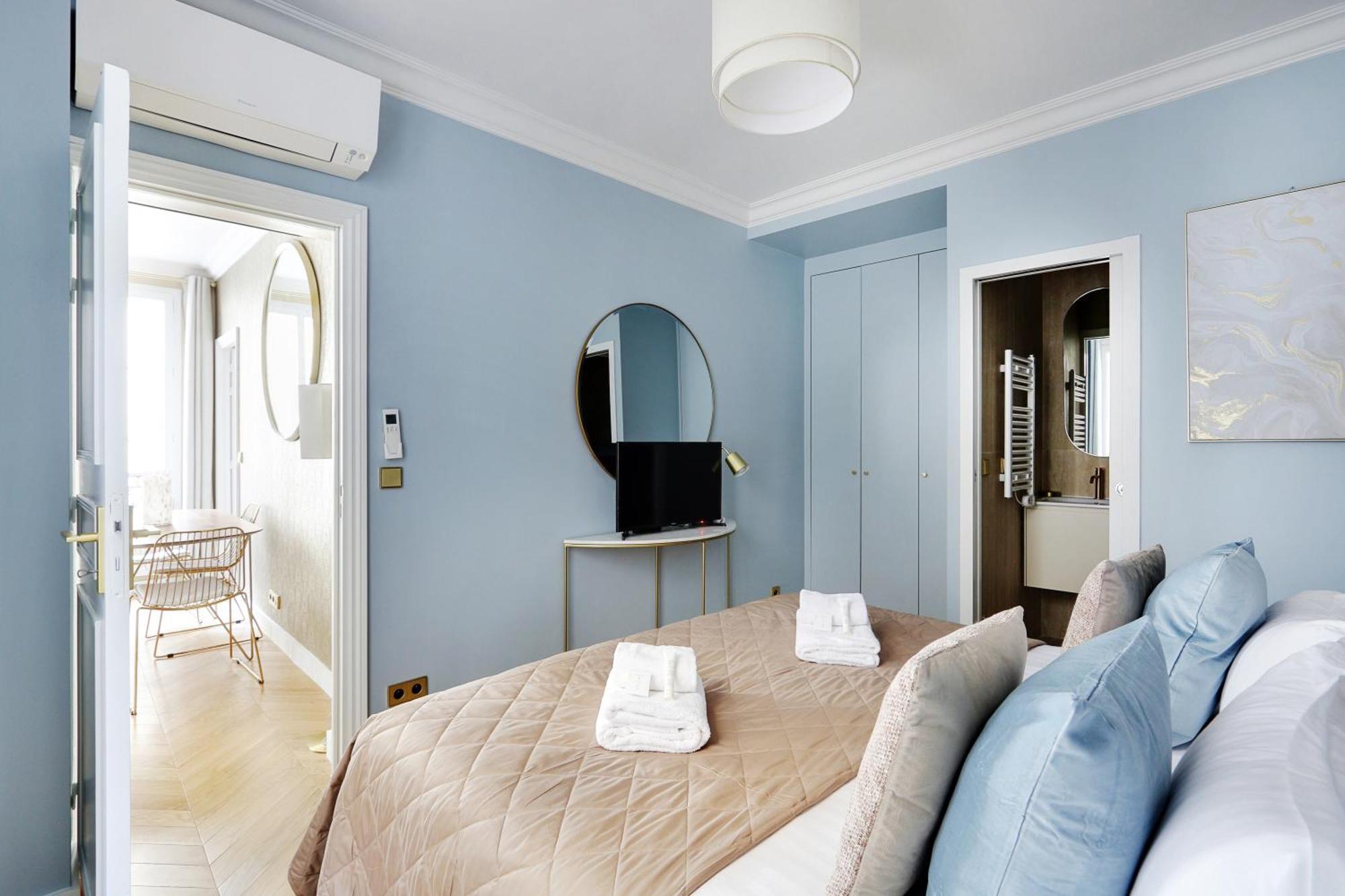 Pick A Flat's In Opera Saint Lazarre - Rue De L'isly * Paris