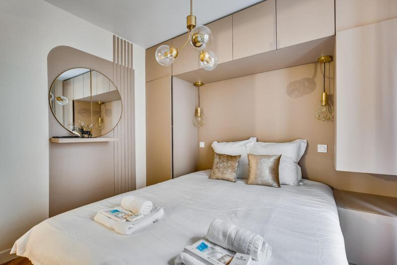 222 Allenby - Superbe A * Paris