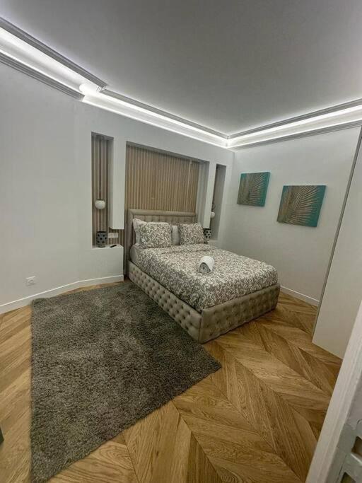 Arc De Triomphe - Triangle D'or Apartment