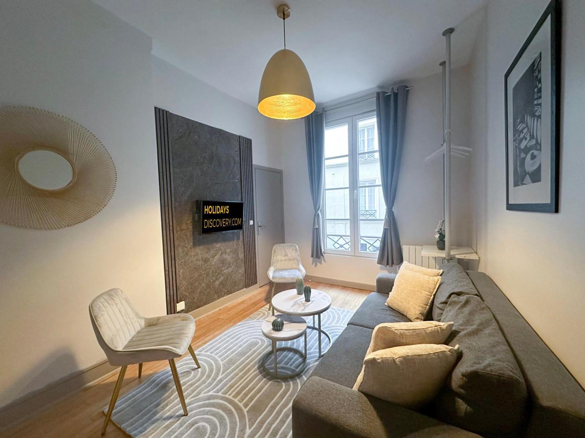 1630 - Champs Elysees Olympic Games 2024 Apartment *