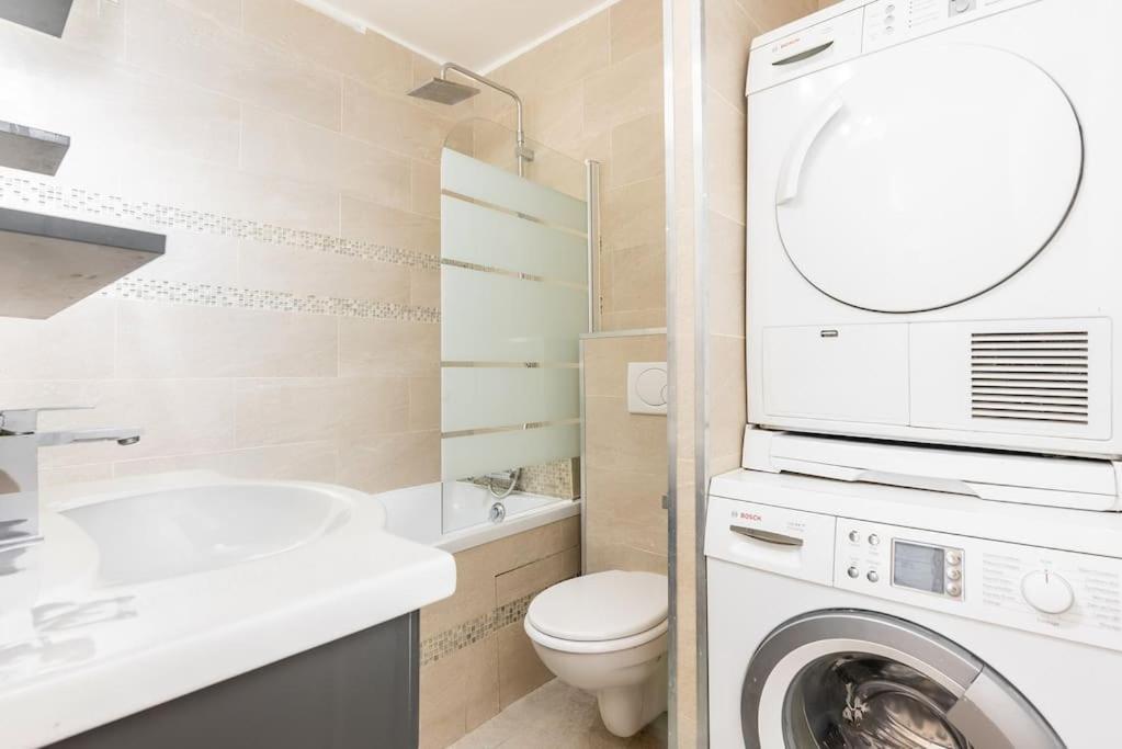 Apartment Ensoleille Buttes Chaumont - Iii *