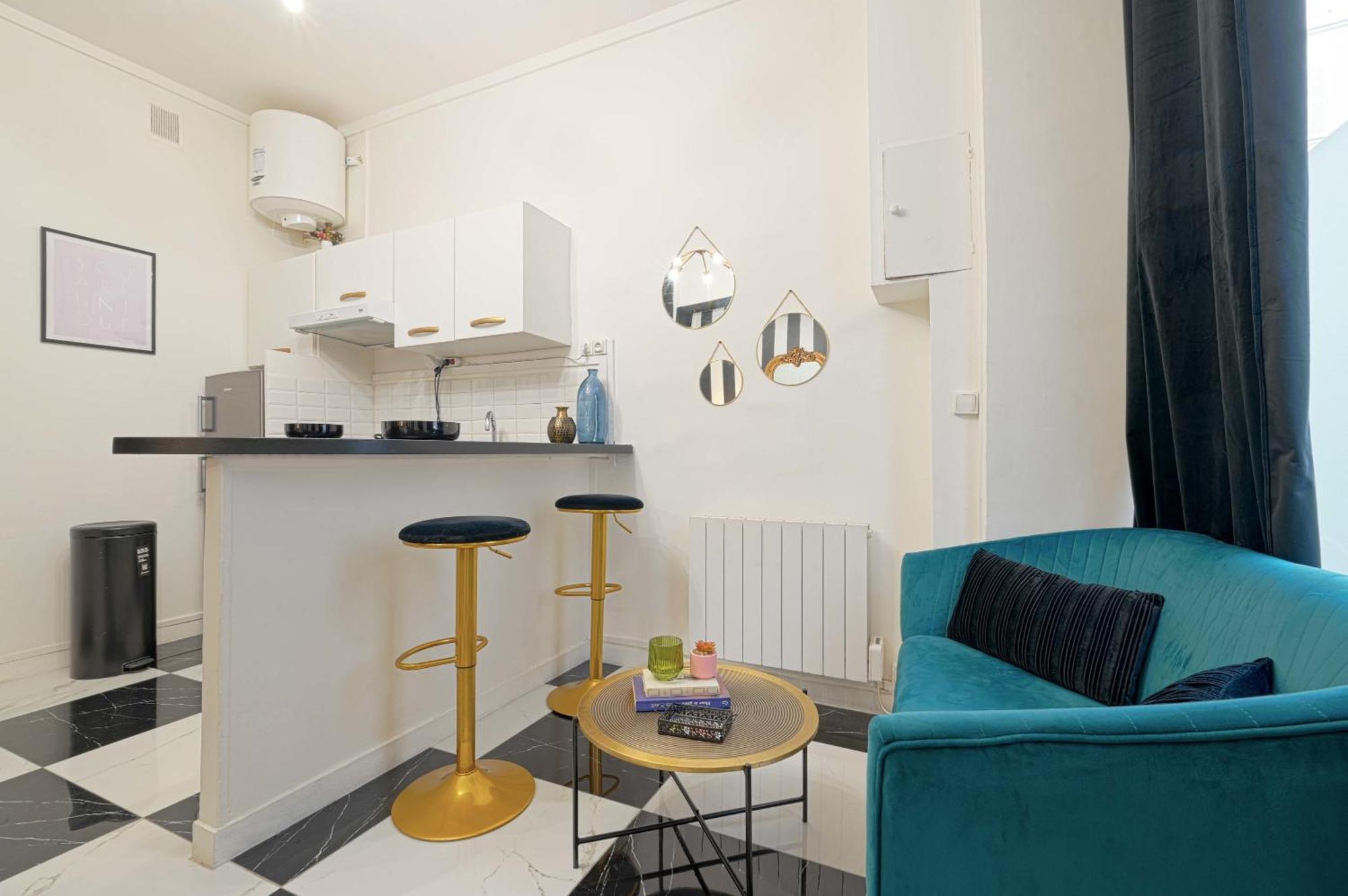Apartment Fabulous Two Floor In 9th Paris