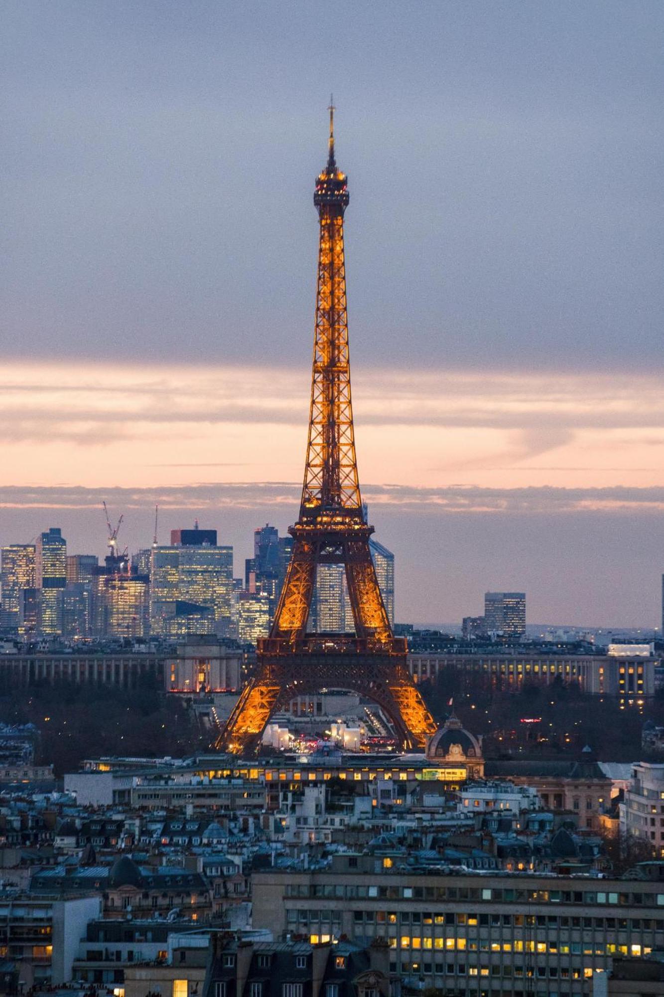 Luxury With Eiffel Tower View, 1 Min Metro, Parking Apartment *