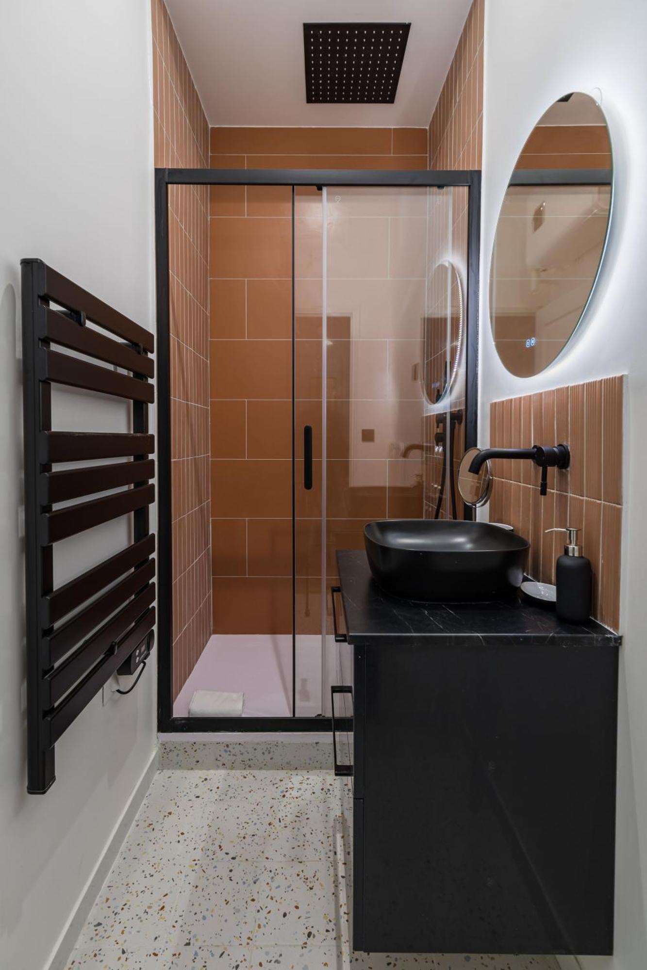 Poetic - Opera Apartment *