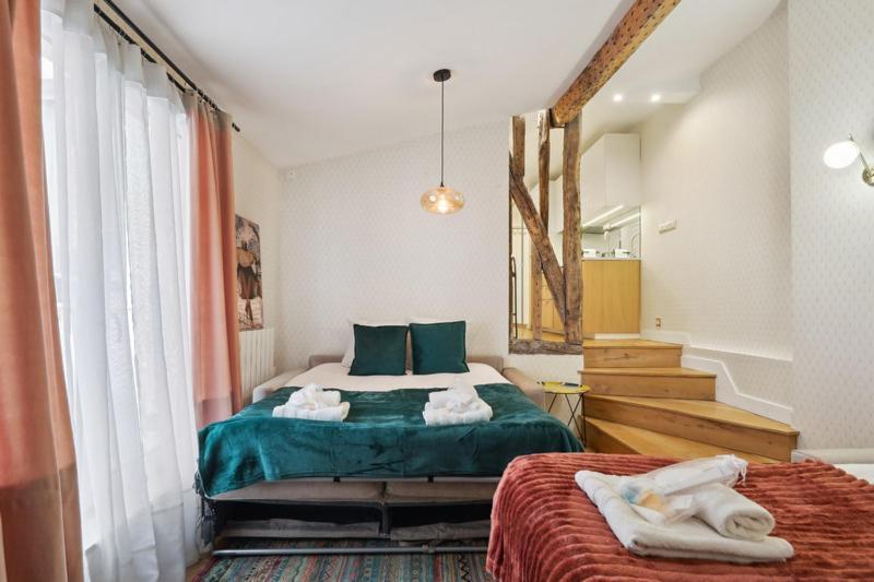 264 Latino - Superb In Appartement *