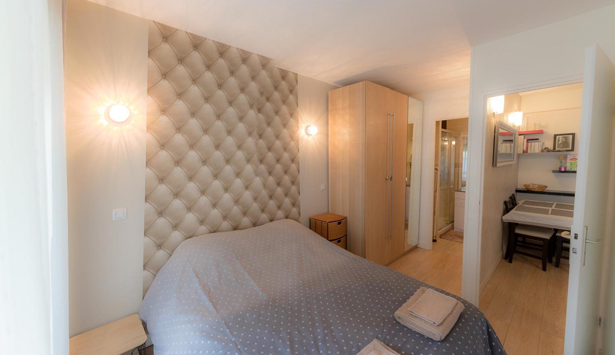 Apartment Parisian Romance Retreat Paris