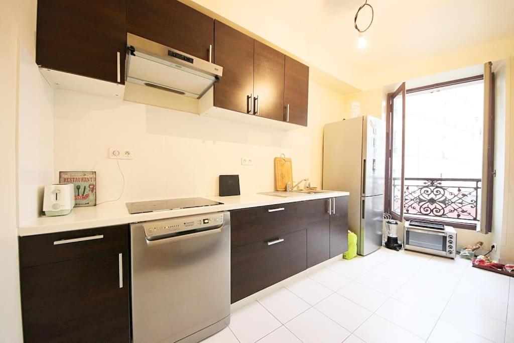Apartment Eiffel Tower Paris