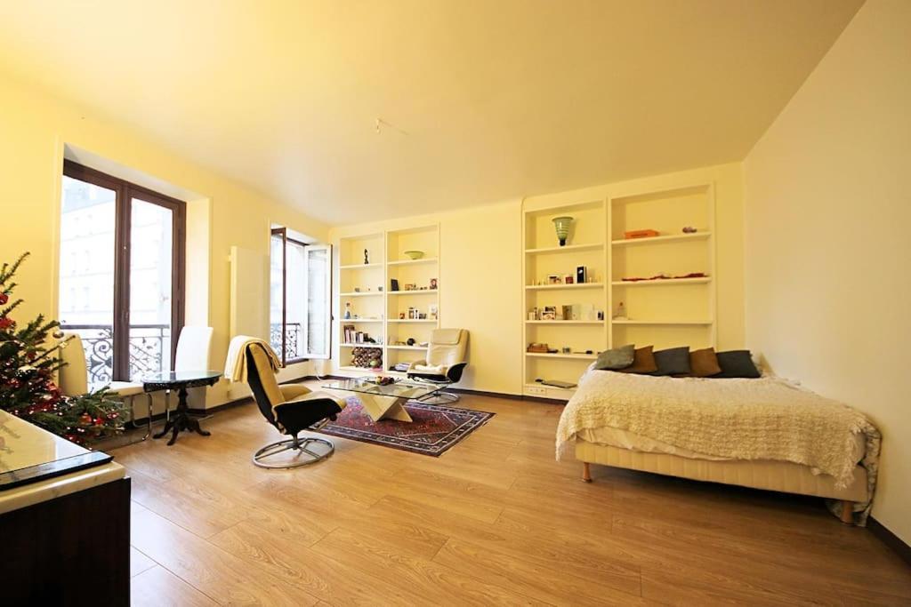 Apartment Eiffel Tower