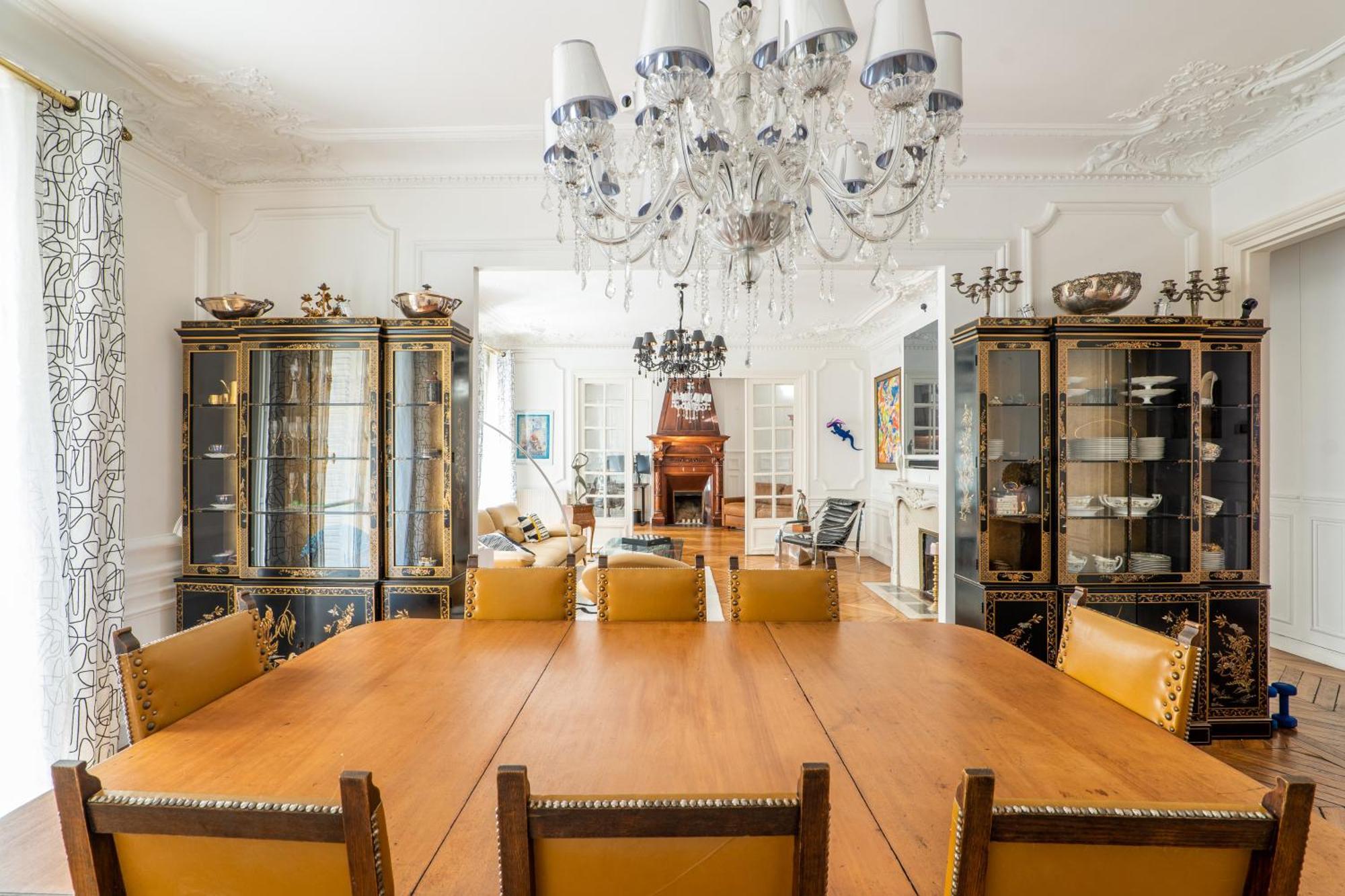 Veeve - Timeless Majesty Apartment Paris