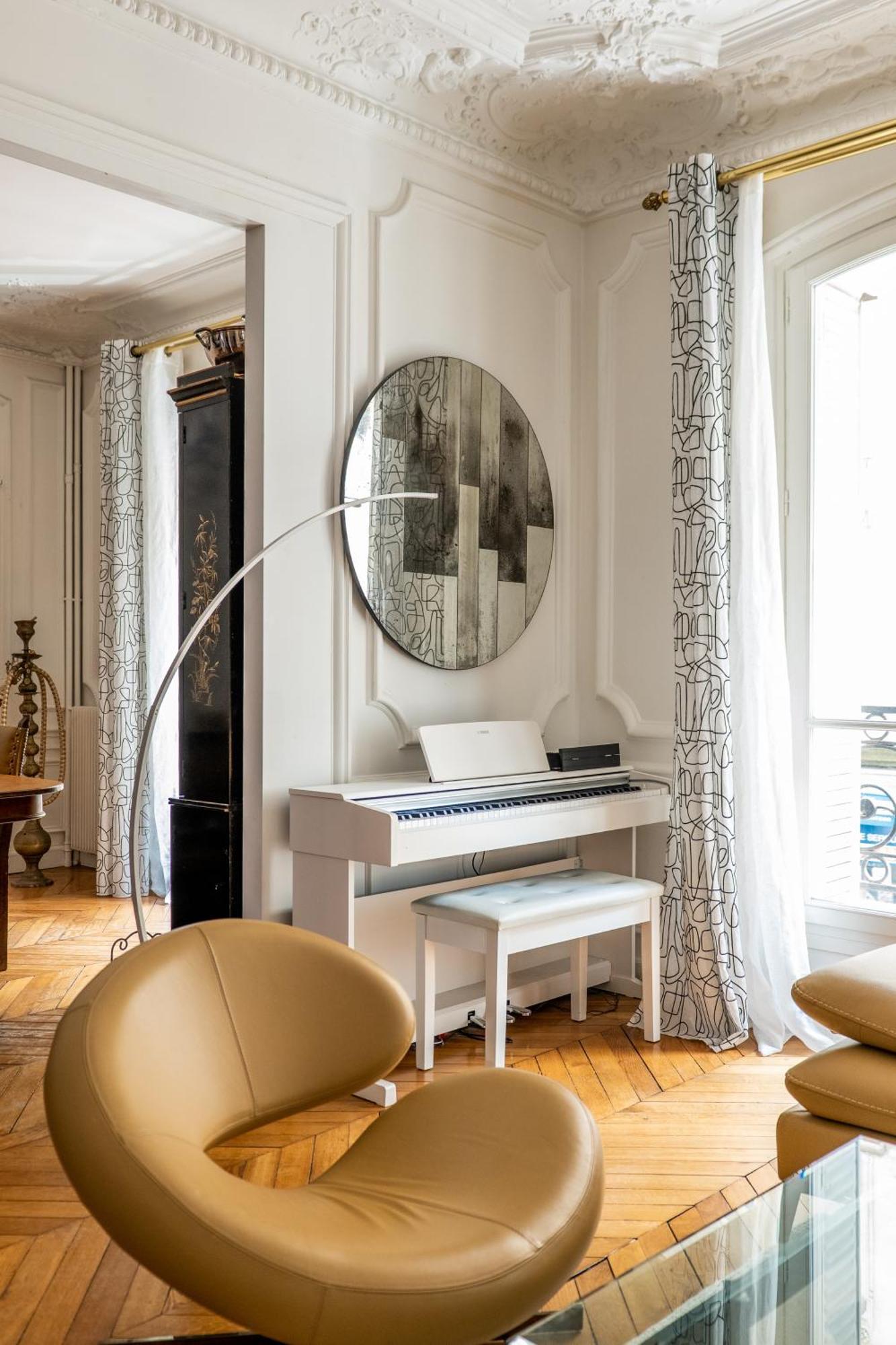 Veeve - Timeless Majesty Apartment Paris