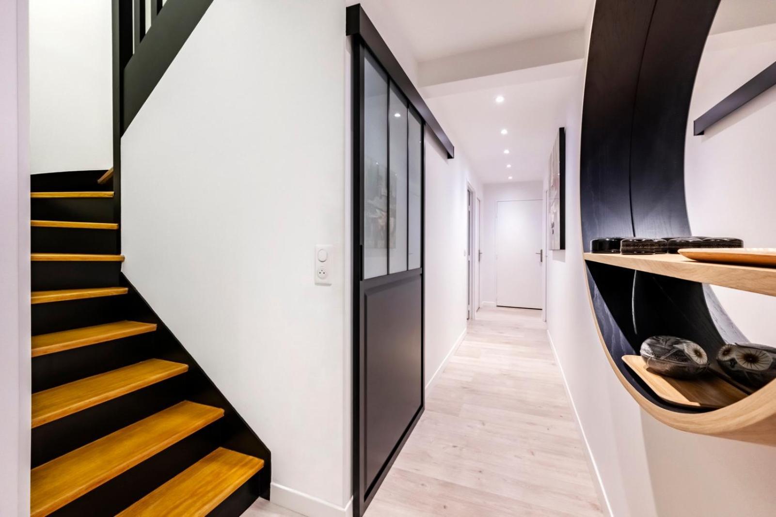 Veeve - Abstract Allure Apartment Paris