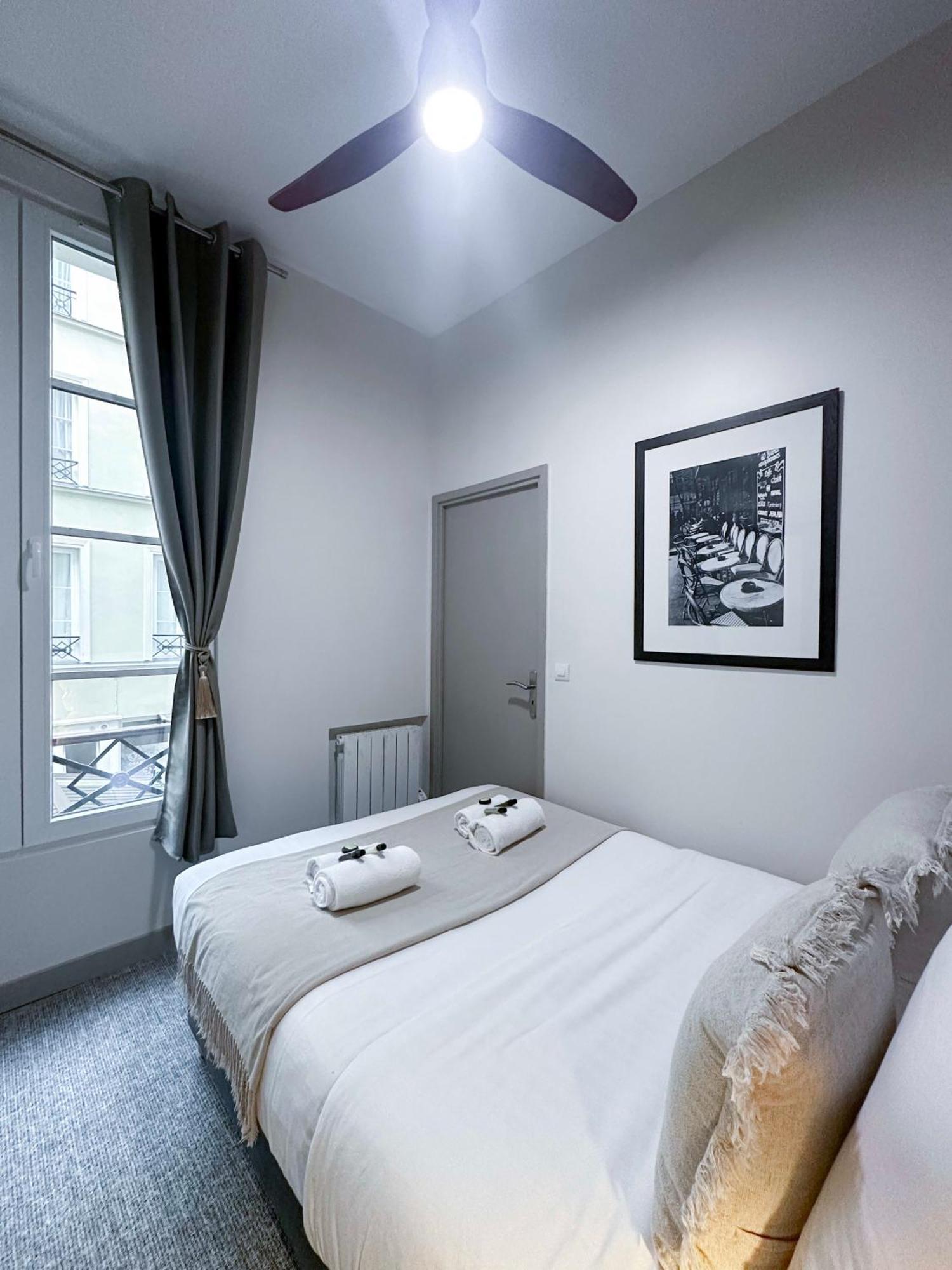 1630 - Champs Elysees Olympic Games 2024 Apartment Paris