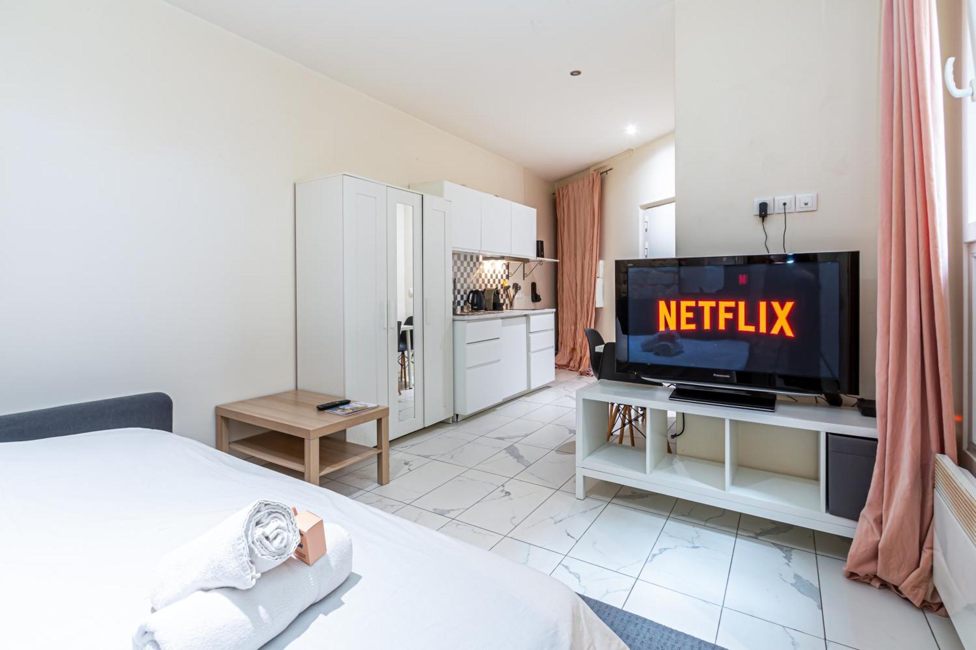 Apartamento Tour Eiffel / Champs De Mars