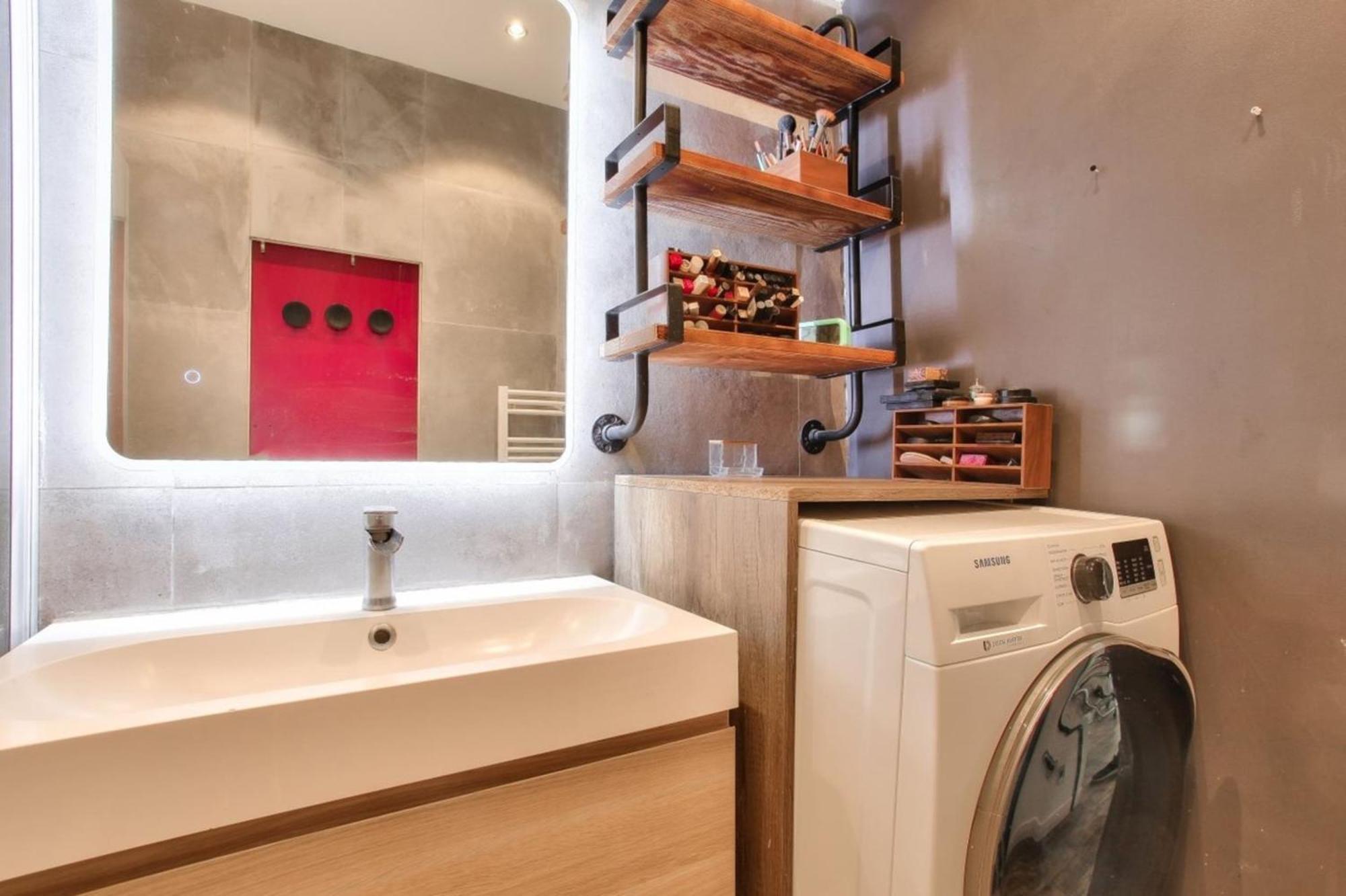 Apartment Spacious Of 100 M In Souplex