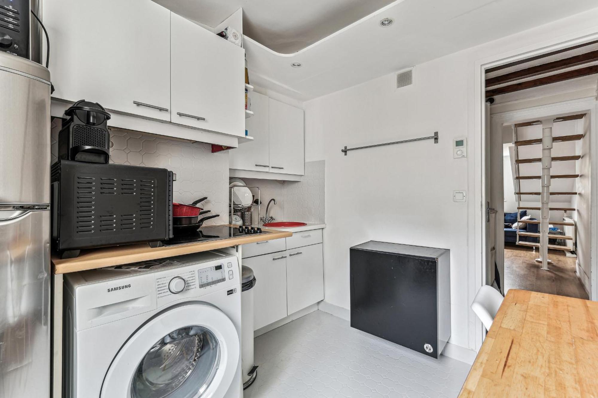 Magnifique Appart Duplex Metro 2pers Paris