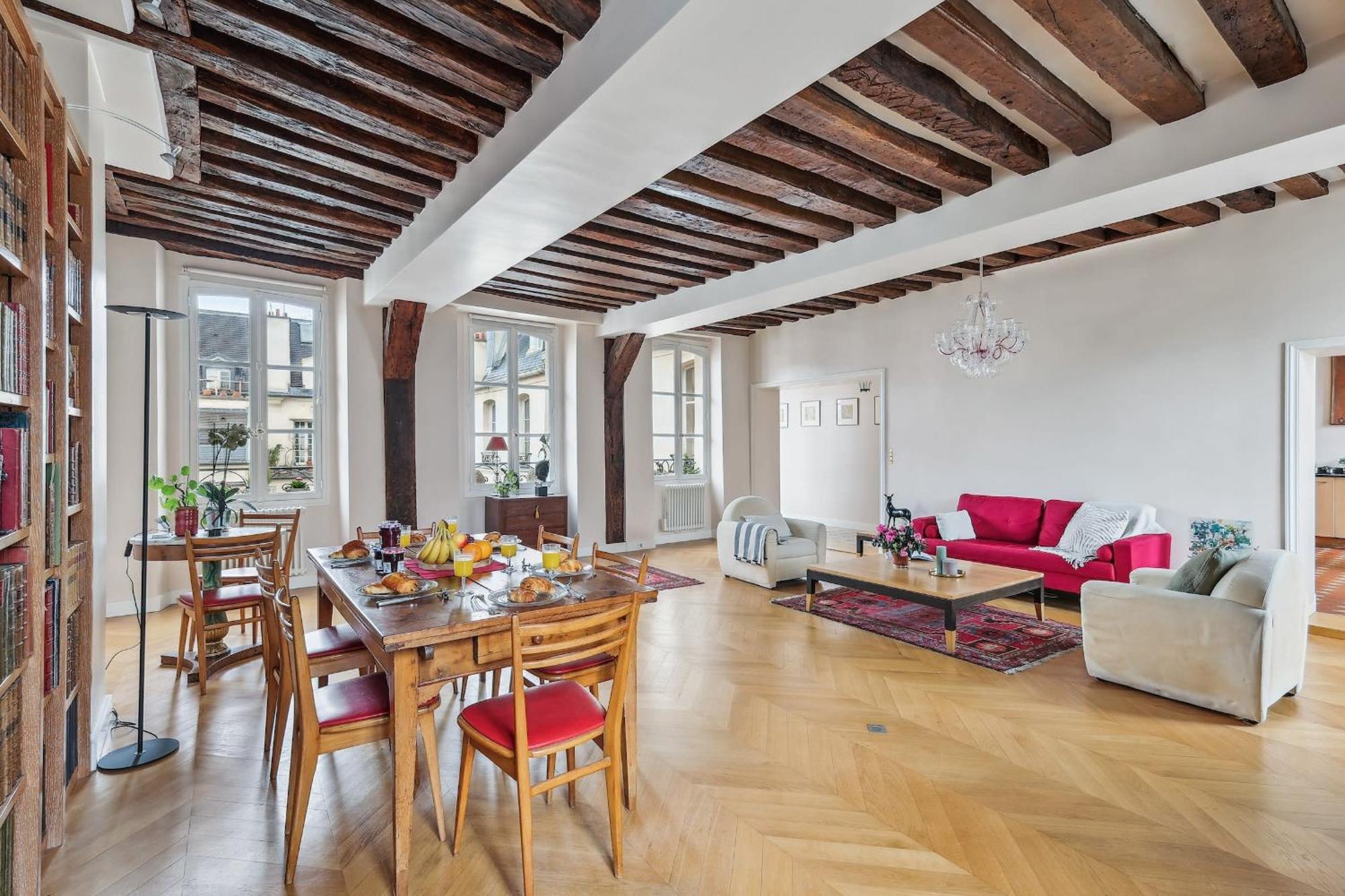 Le Marais & Place Des Vosges - 3br - Cityapartmentstay Paris