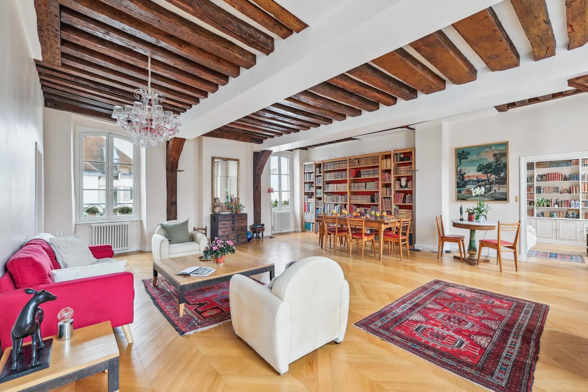 Le Marais & Place Des Vosges - 3br - Cityapartmentstay *
