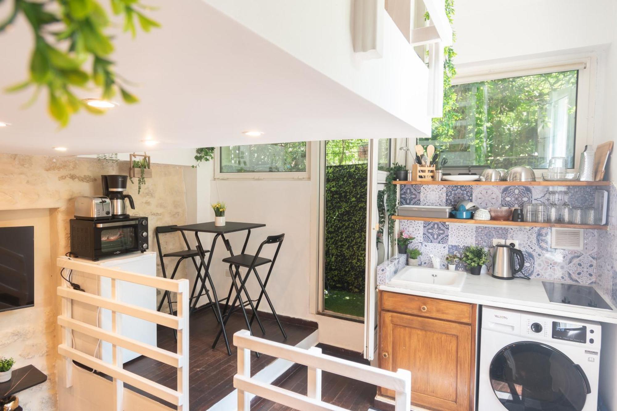 Duplex Parisien Metro13 Apartment