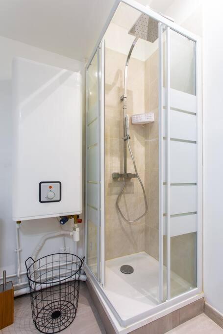 Condamine/batignolles : Cosy Studio Paris