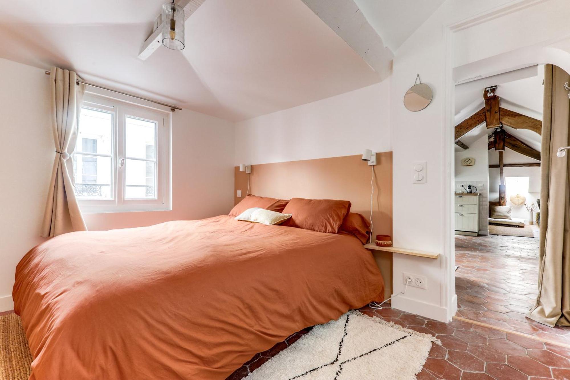 De Charme Sous Les Toits Appartement *