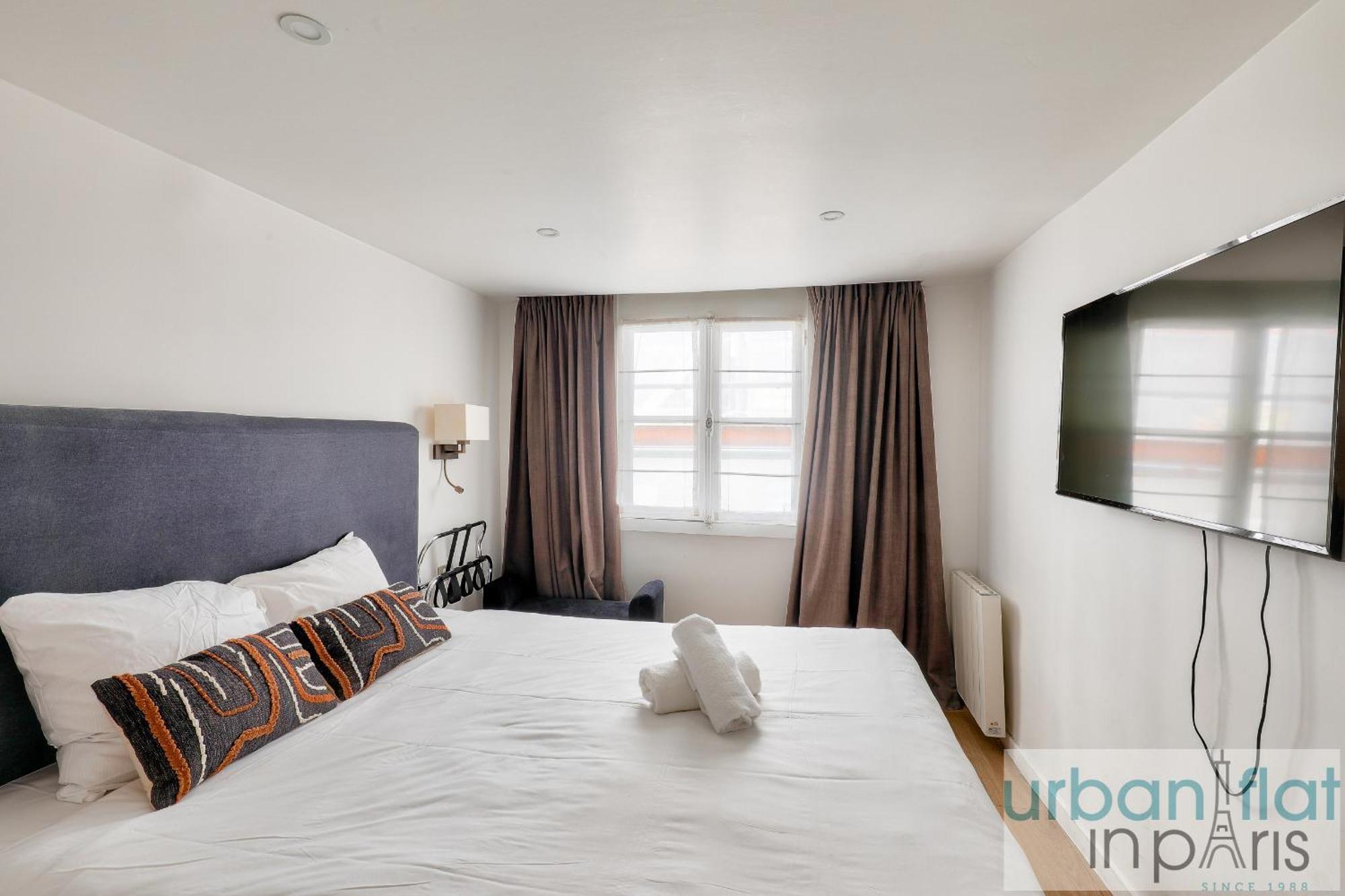 Appartement 62 - Beautiful Triangle D- 100m From Champs-elysees