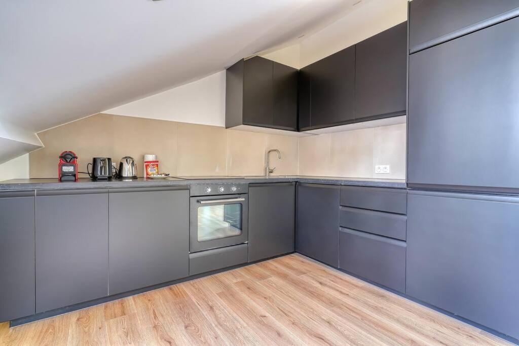 4g#appart 8pers # 3 # Commerce # 15#ac Appartement Paris