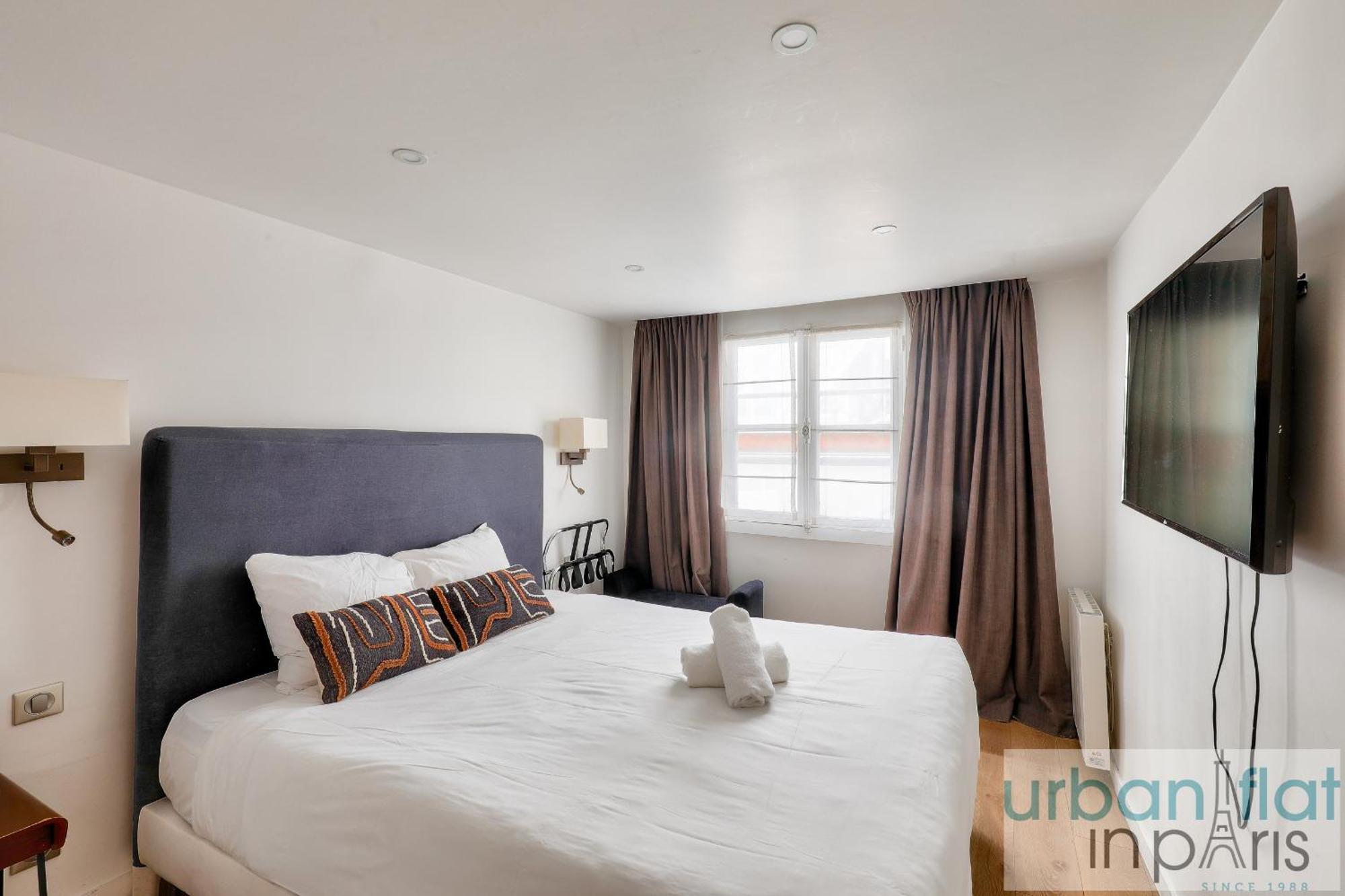 Appartement 62 - Beautiful Triangle D- 100m From Champs-elysees