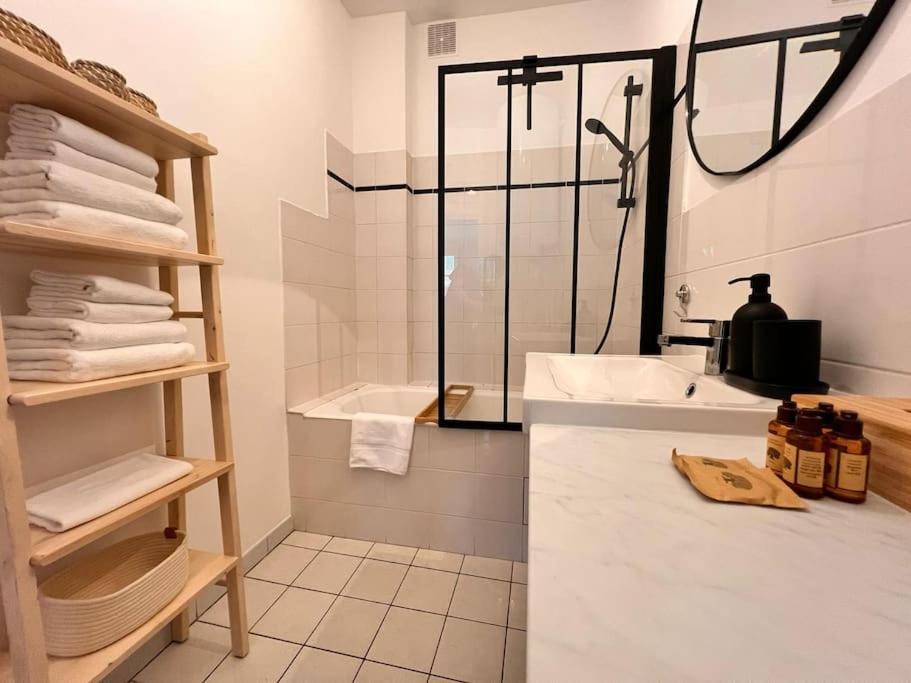 Apartamento 1 Bedroom # 14 # Alesia