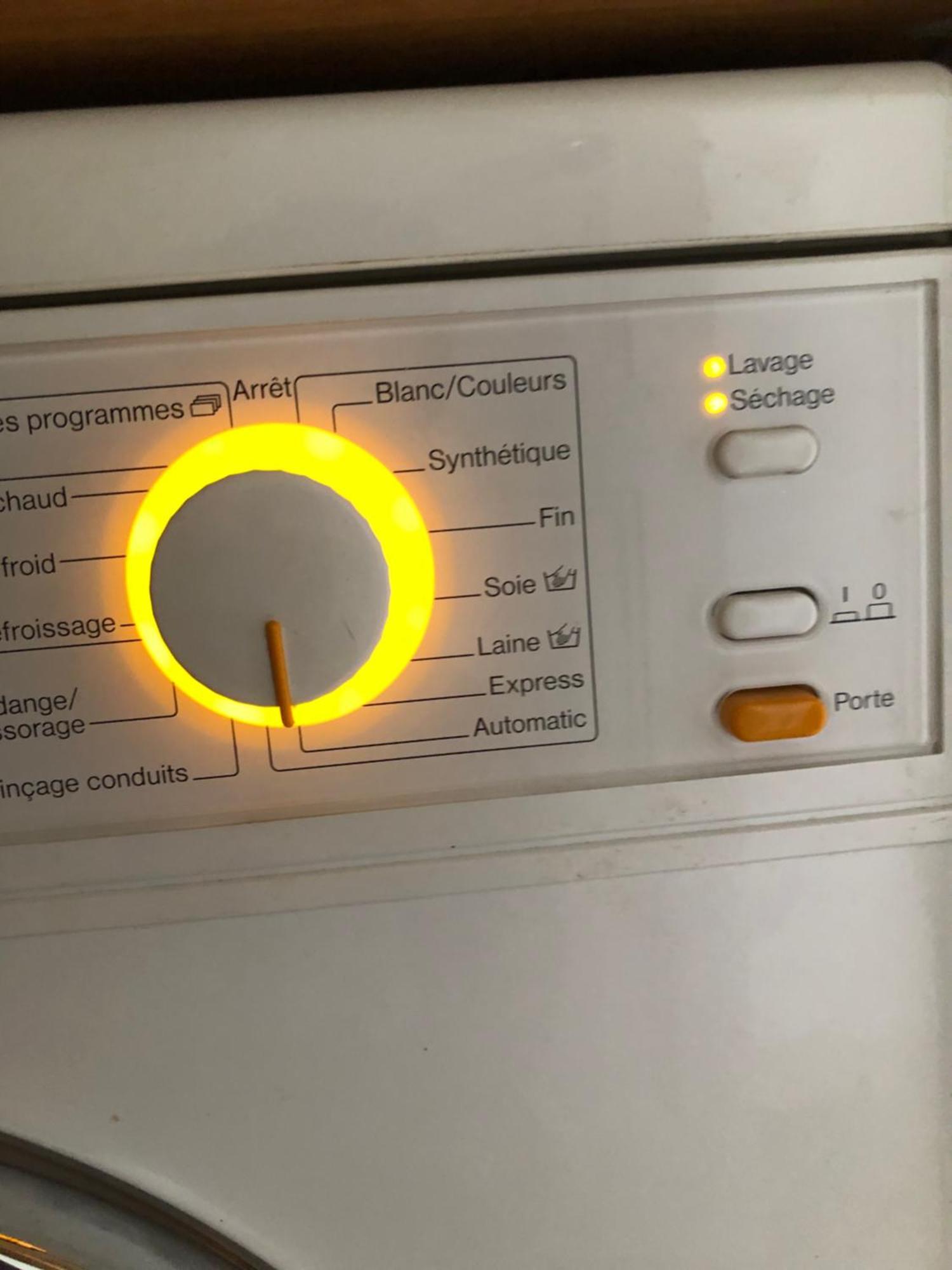 Apartment Avec Balcon Dans Calme Avec Gardien - *