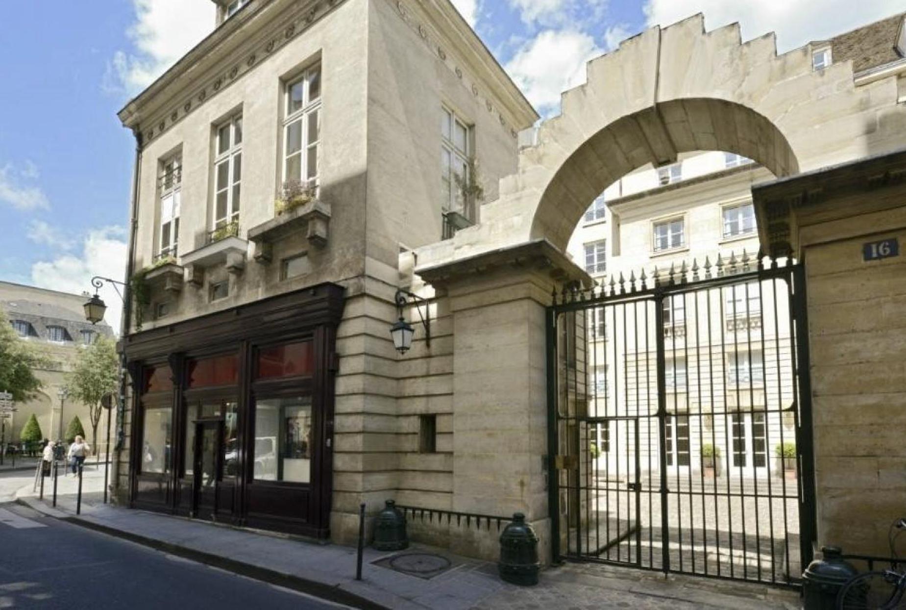 Center Le Marais By Studio Prestige Paris