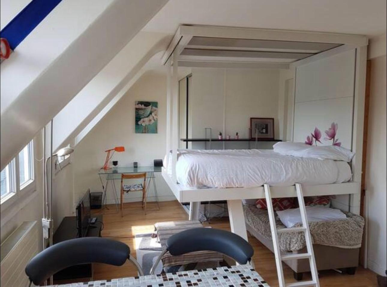 Apartment Expo Versailles