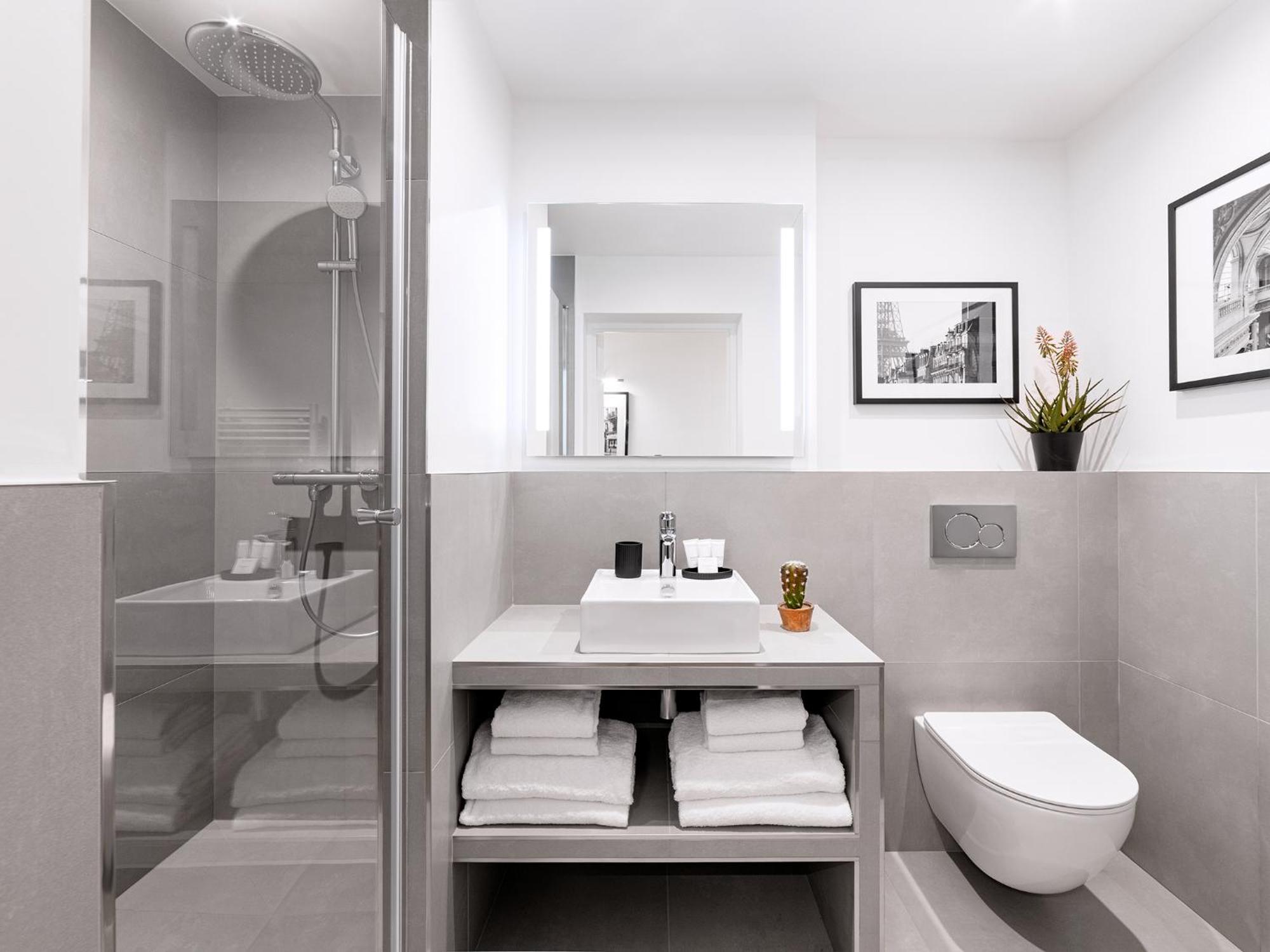 Livinparis - Luxury A/c 3 Bedrooms Opera Iii Apartment *