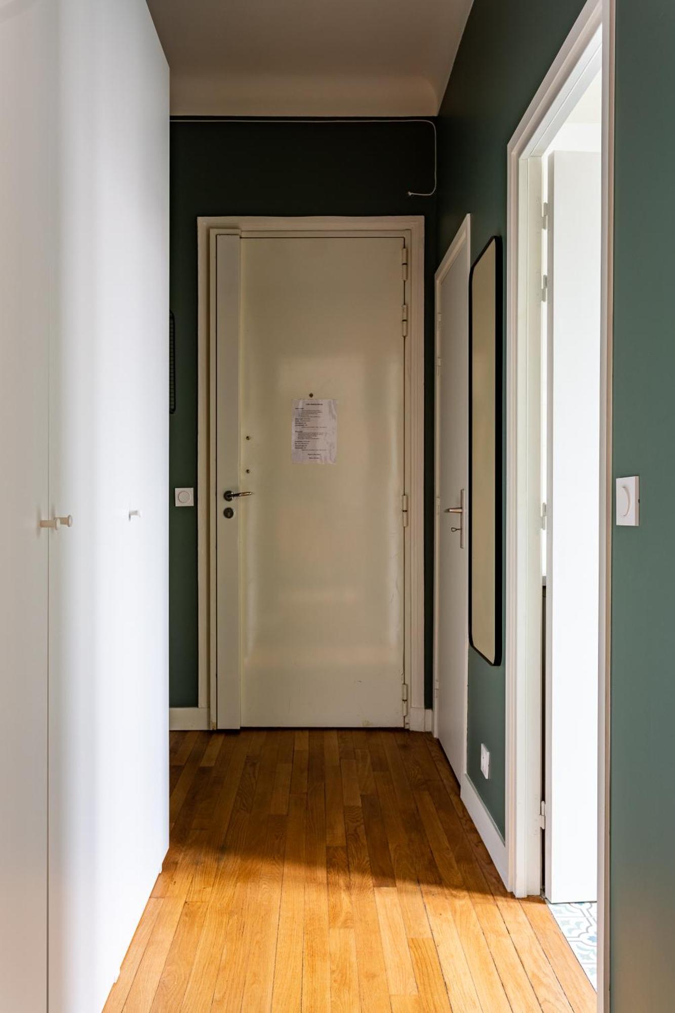 15 Cocoon Apartment *