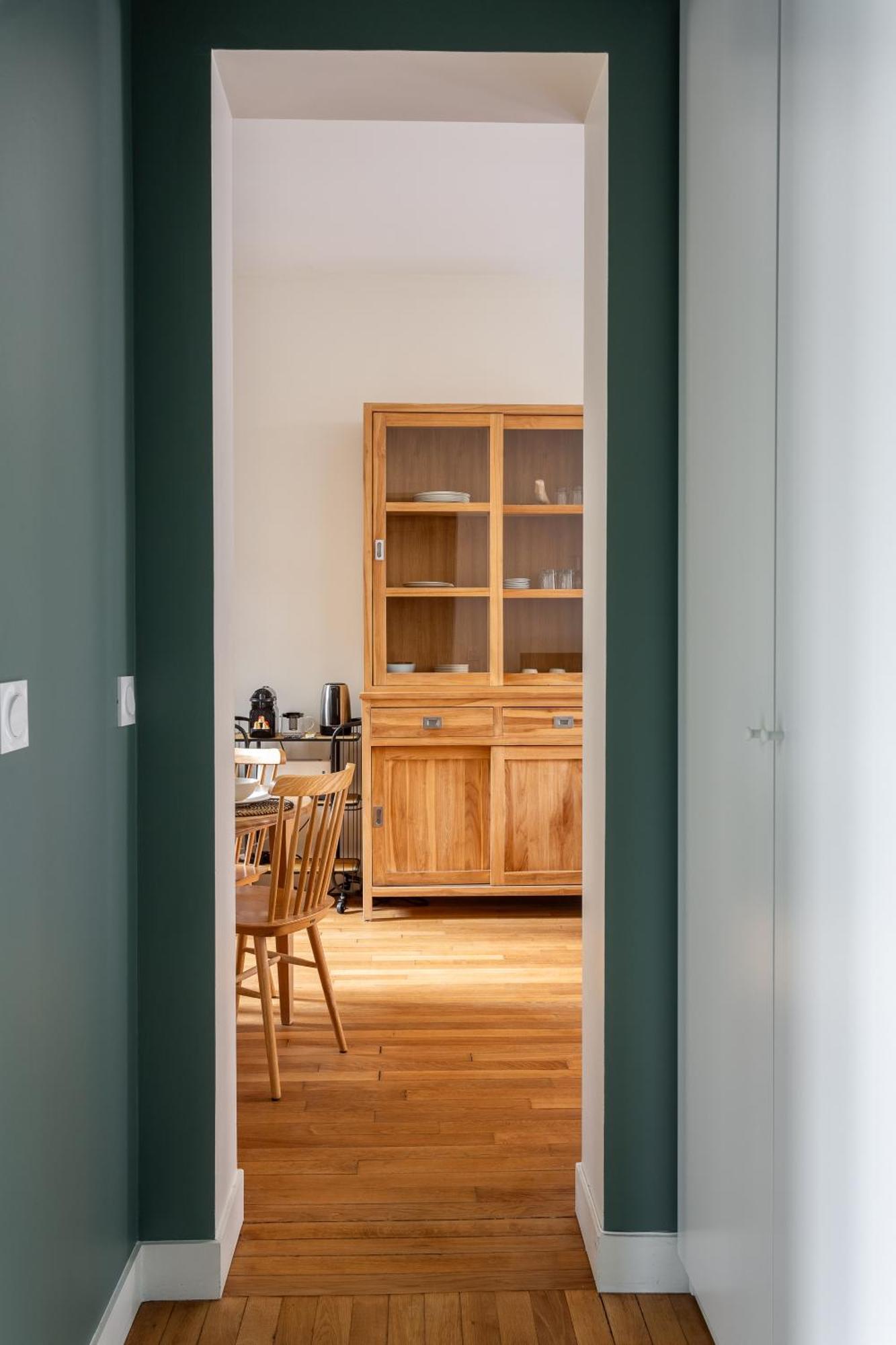 15 Cocoon Apartment *