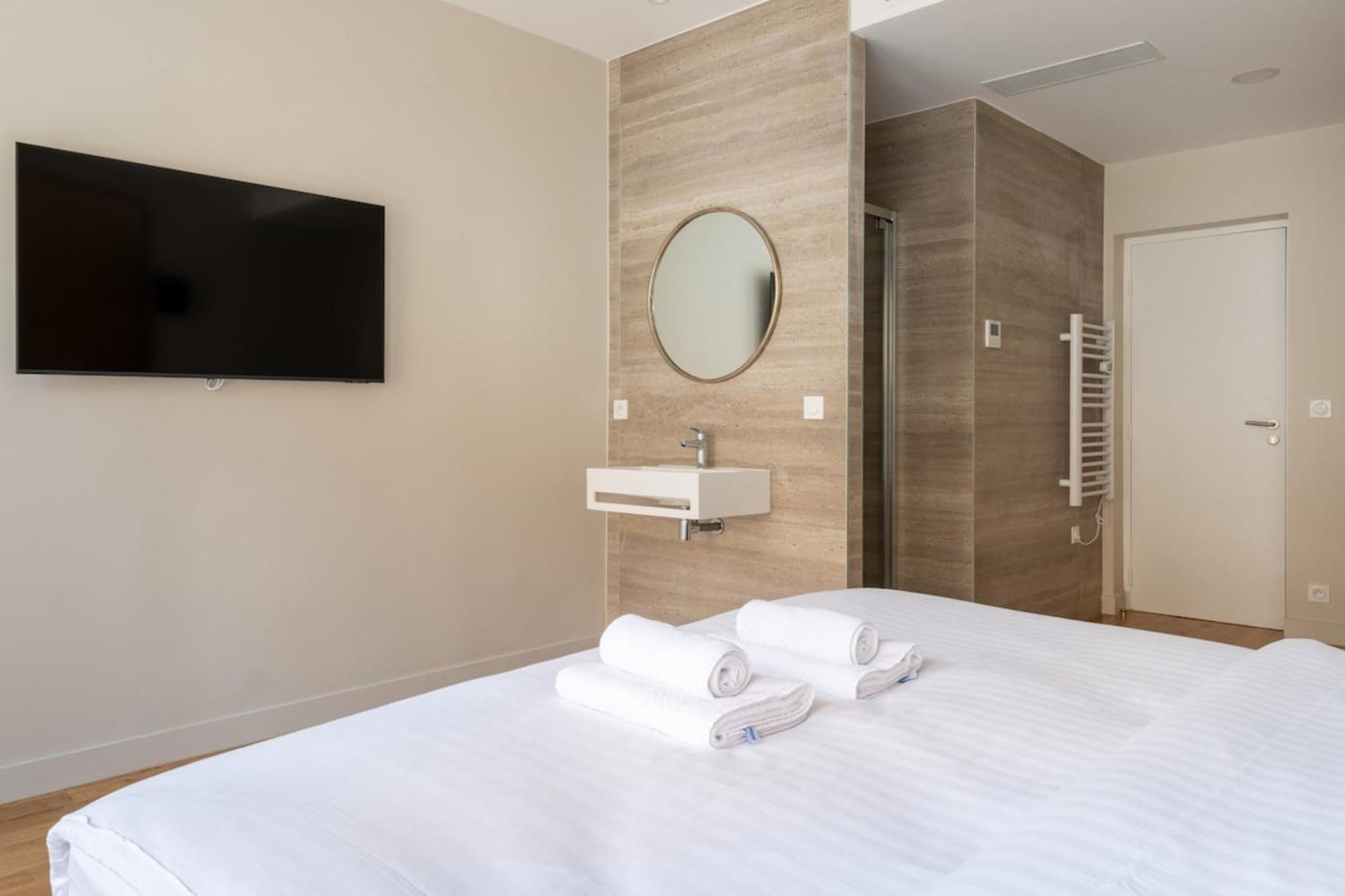 Apartment Luxe State Of The Art Near Montmartre Paris